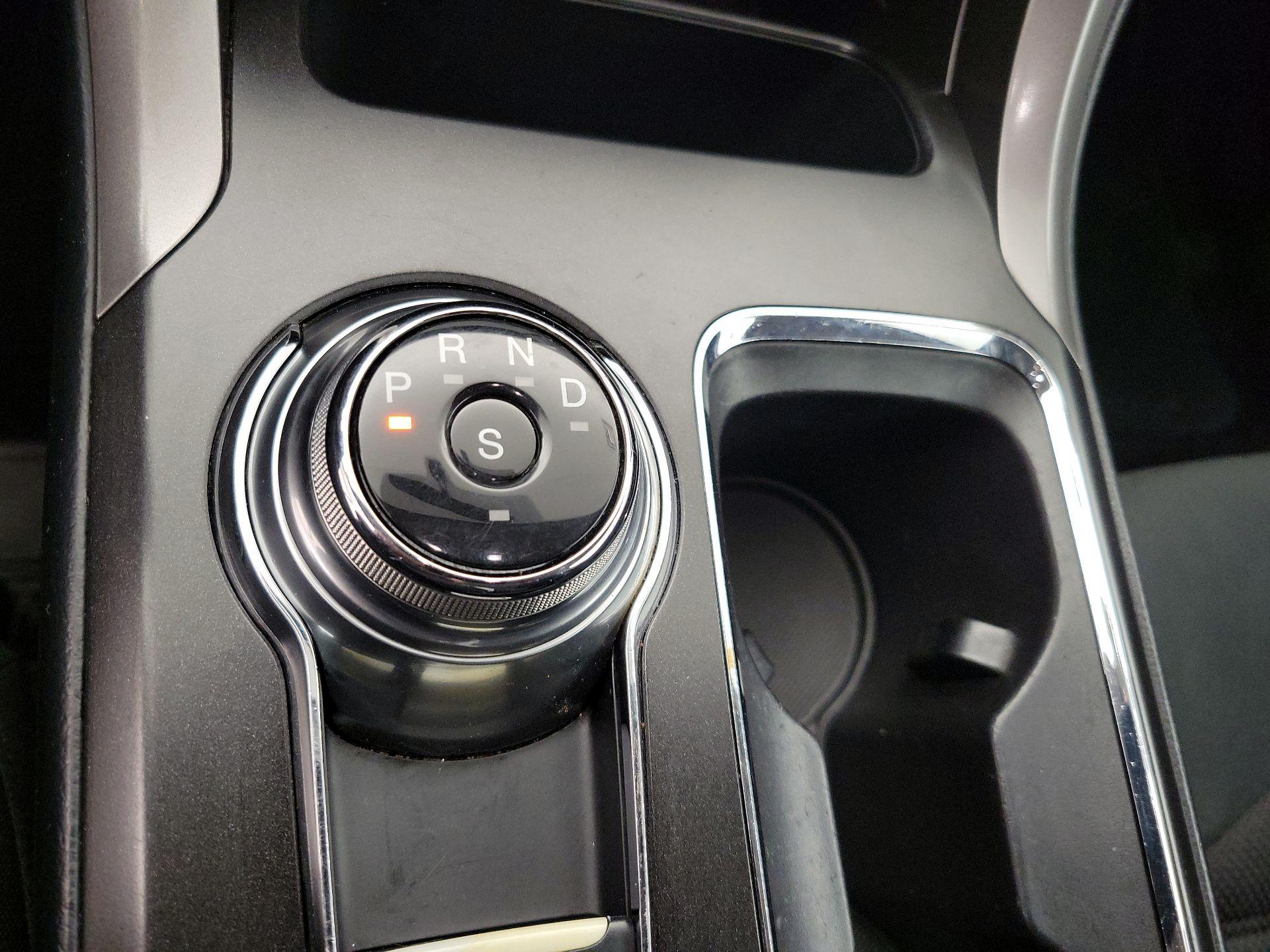 Thumbnail: 2017 Ford Fusion - 17