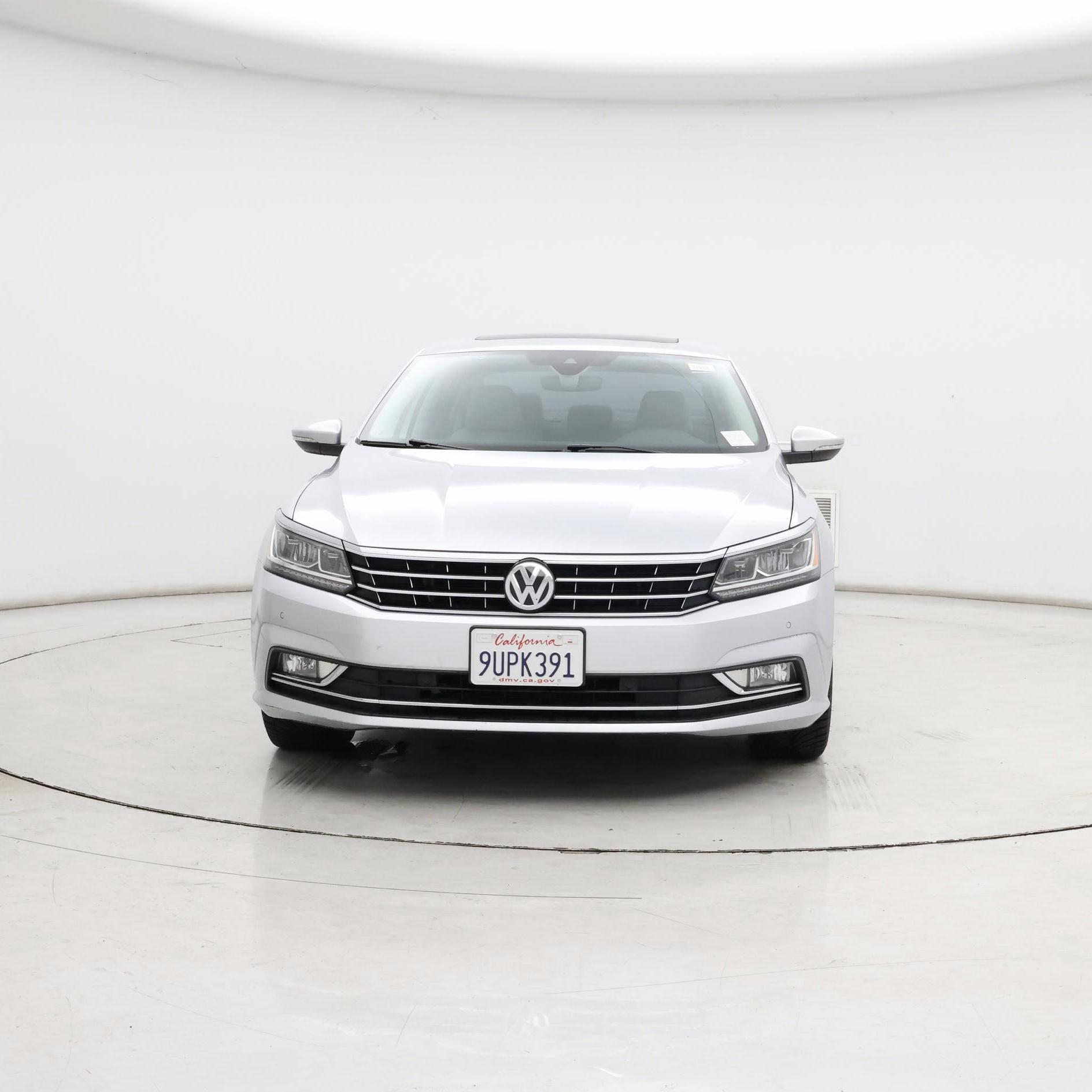 Thumbnail: 2016 Volkswagen Passat - 5