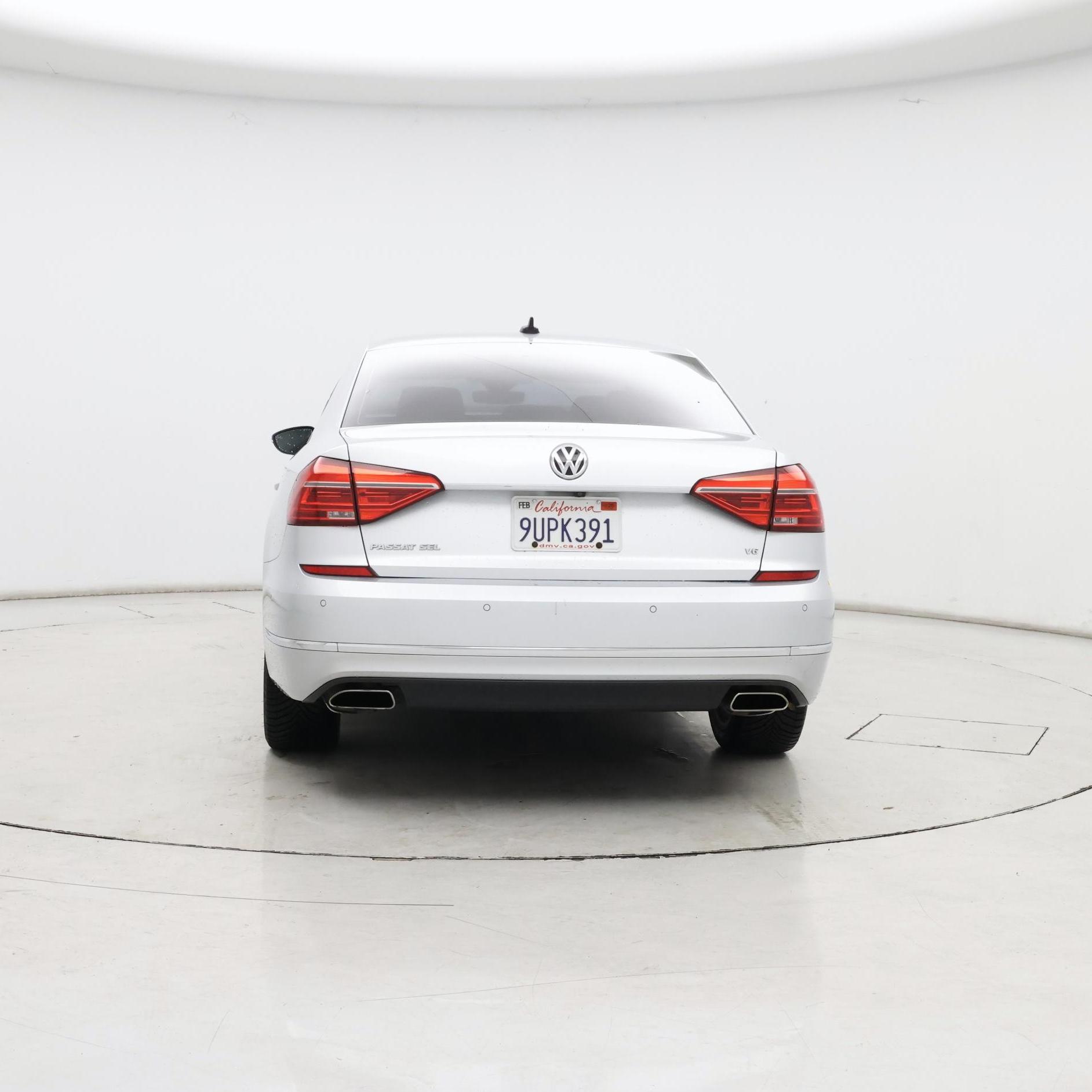 Thumbnail: 2016 Volkswagen Passat - 6