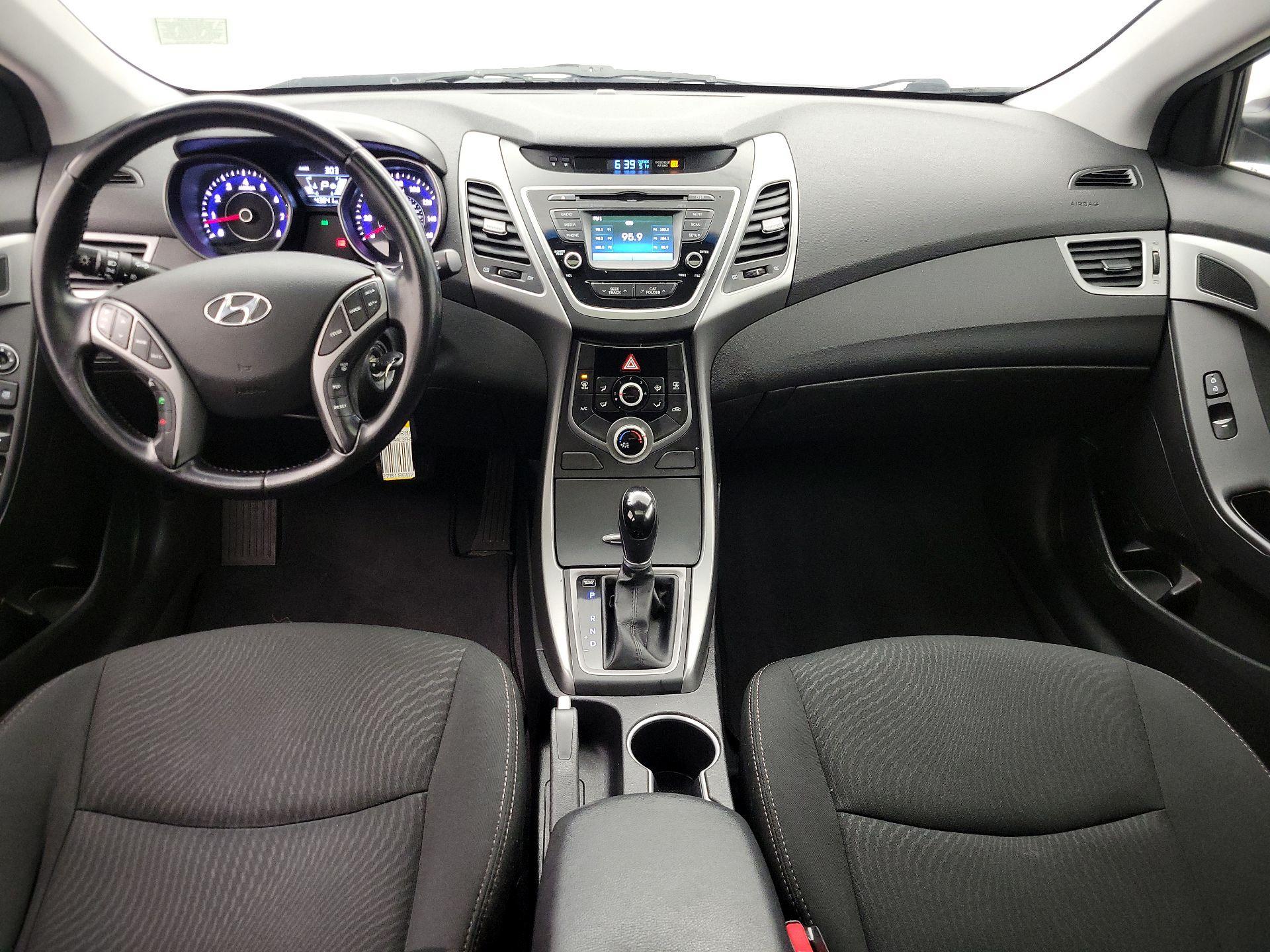 Thumbnail: 2015 Hyundai Elantra - 9
