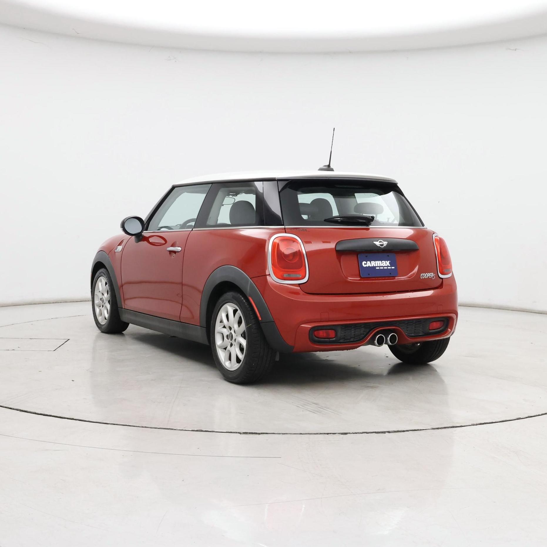 Thumbnail: 2015 MINI Cooper Hardtop - 2