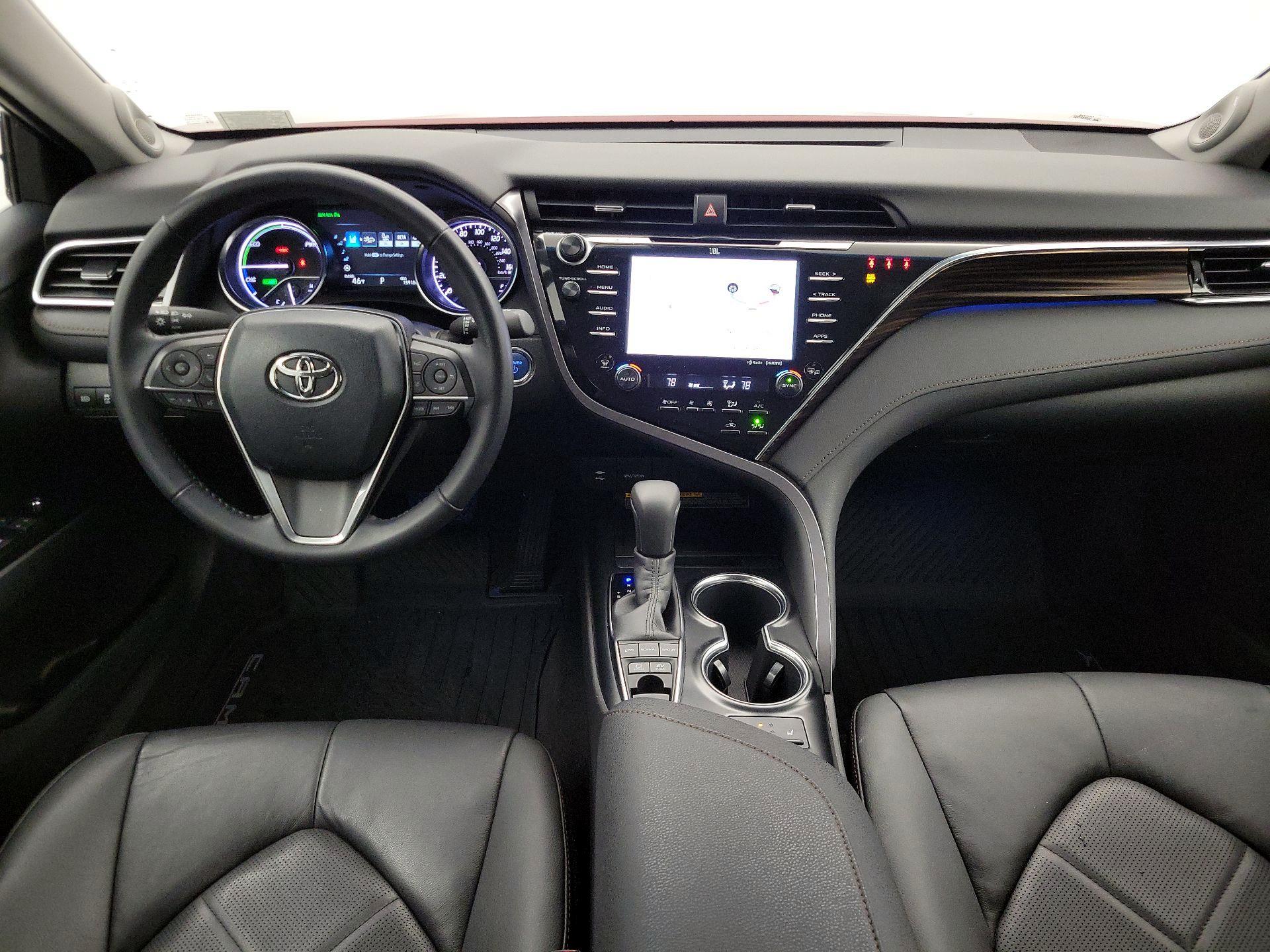 Thumbnail: 2018 Toyota Camry - 9