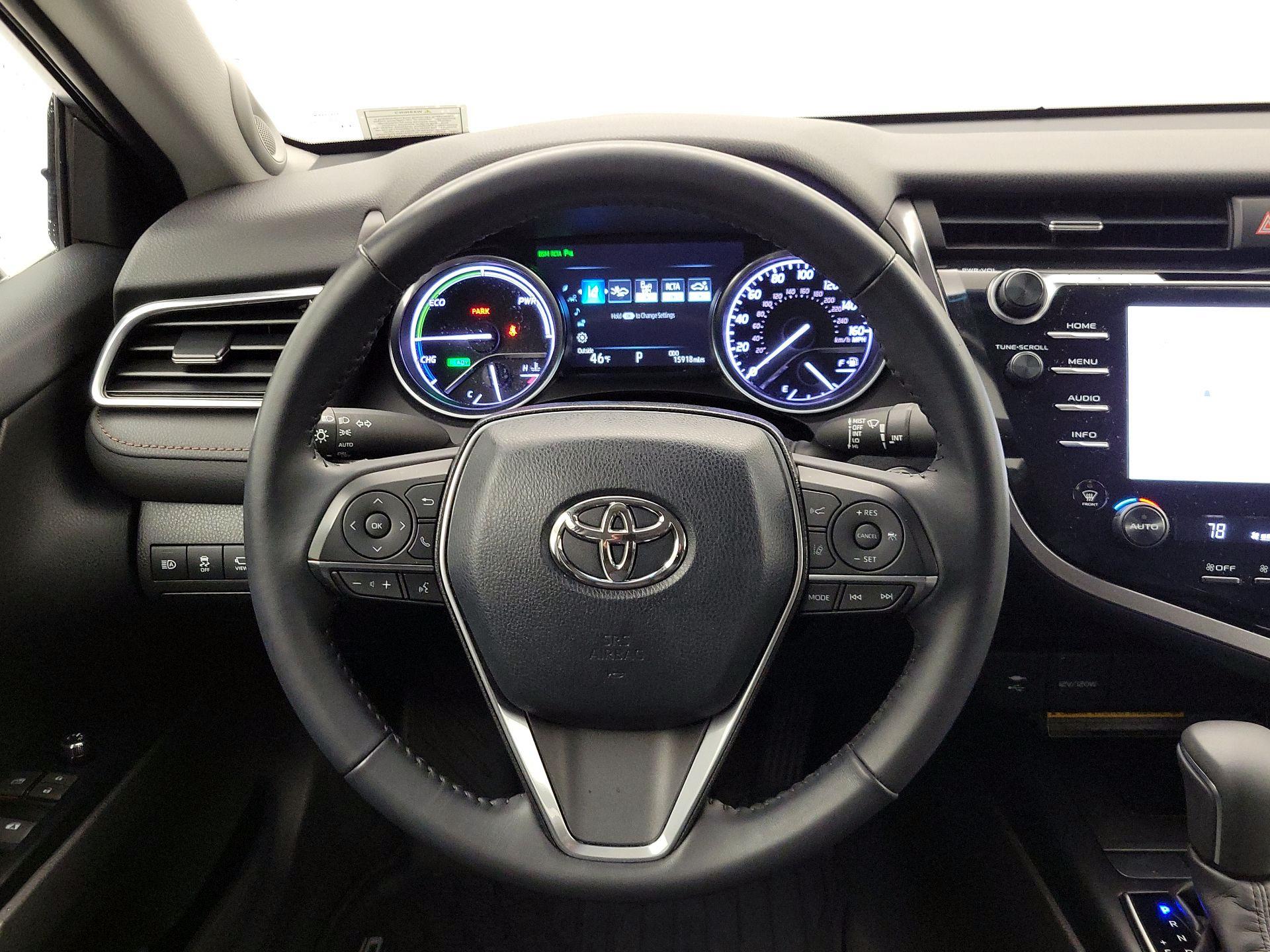 Thumbnail: 2018 Toyota Camry - 10