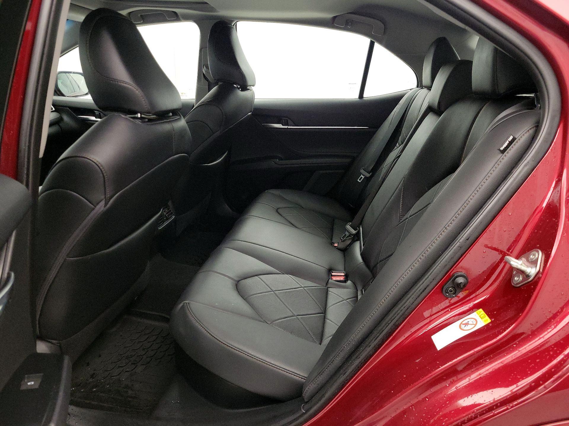 Thumbnail: 2018 Toyota Camry - 20