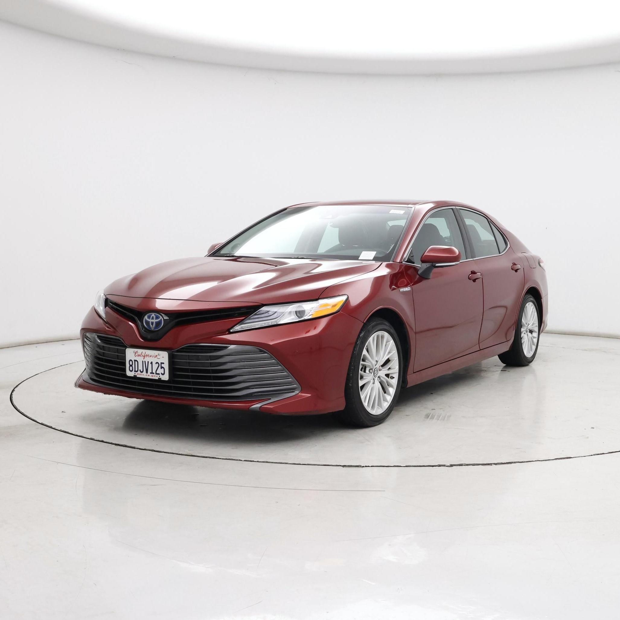 Thumbnail: 2018 Toyota Camry - 4