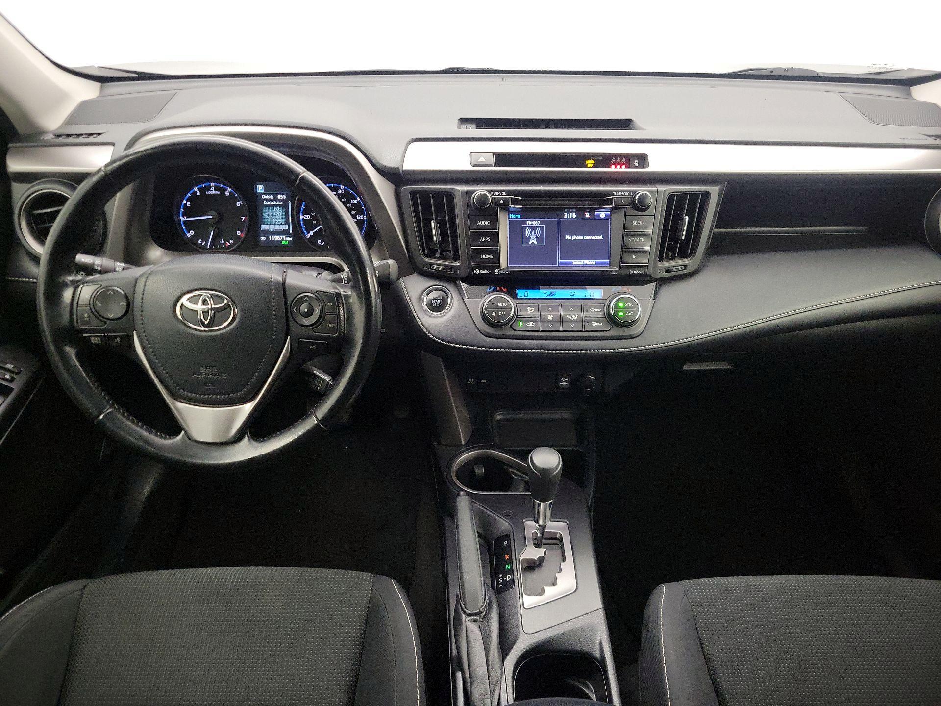 Thumbnail: 2017 Toyota RAV4 - 9