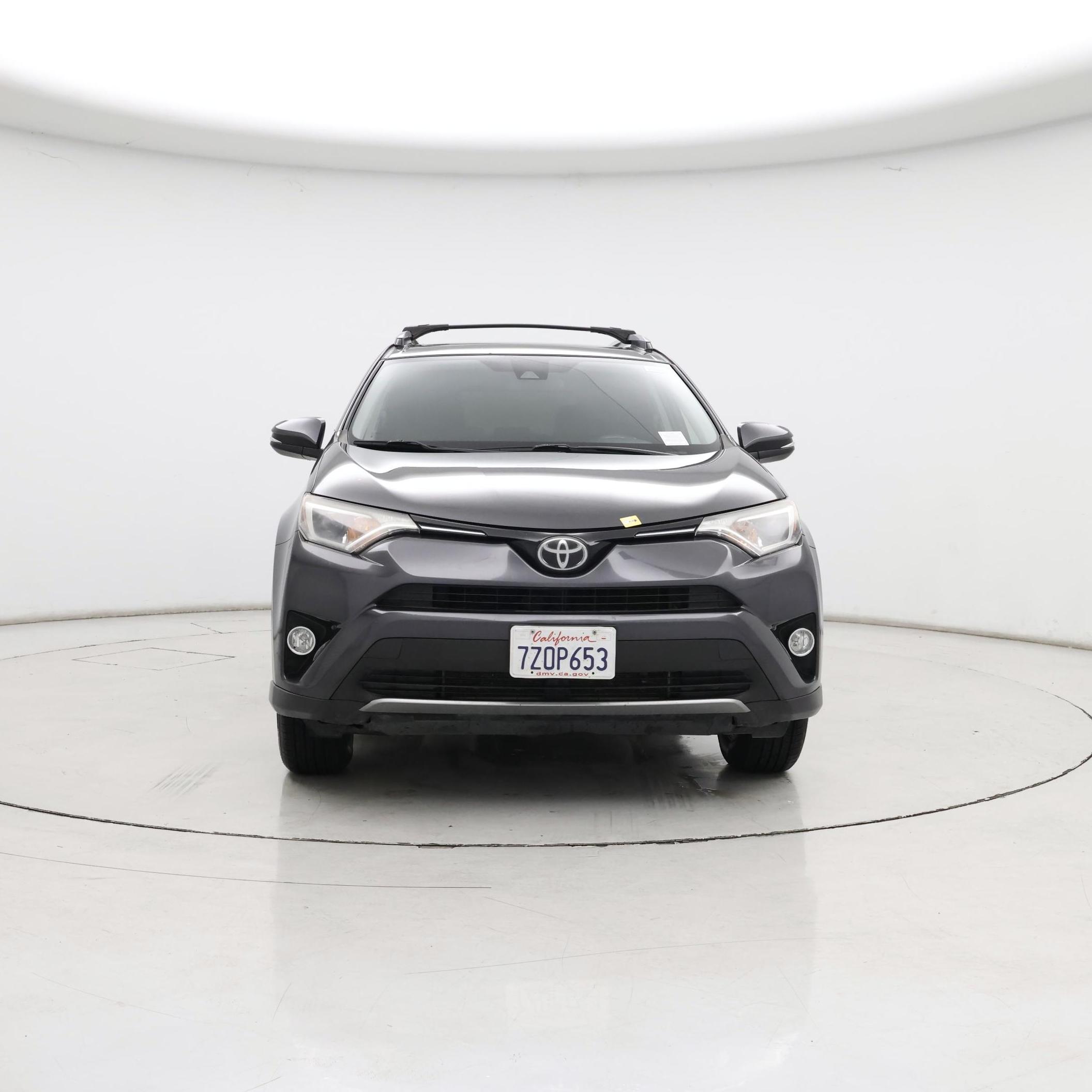 Thumbnail: 2017 Toyota RAV4 - 5