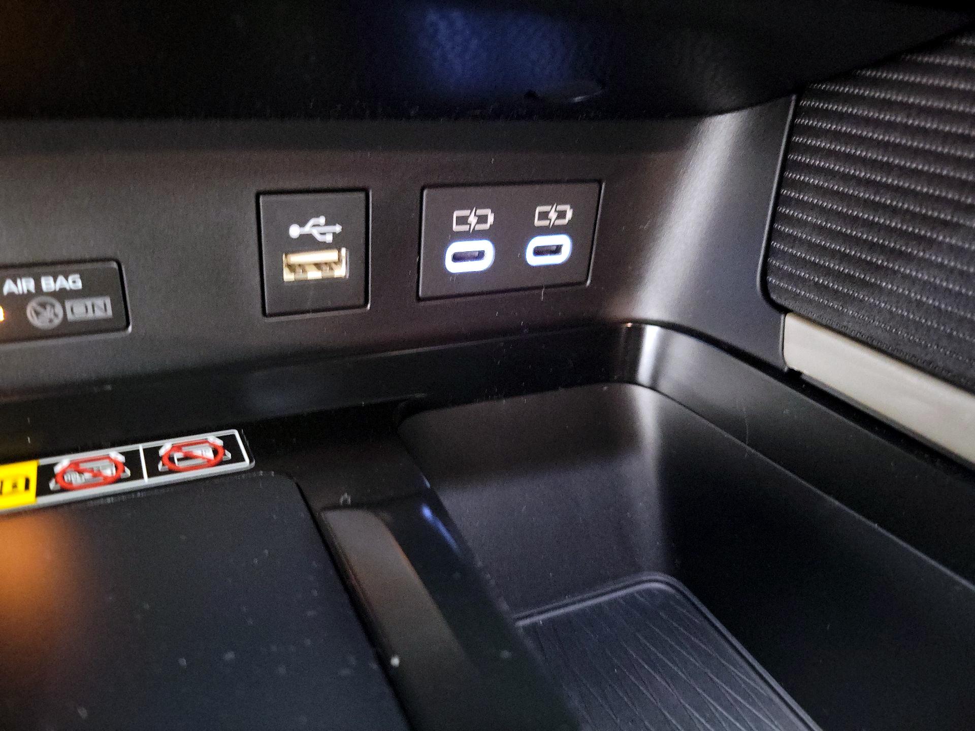 Thumbnail: 2025 Toyota Camry - 18