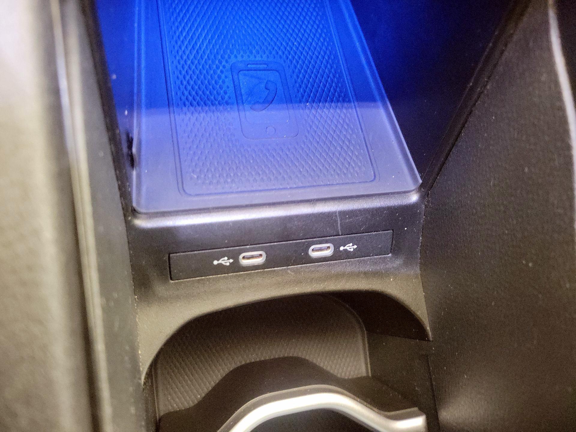 Thumbnail: 2022 Volkswagen ID.4 - 18