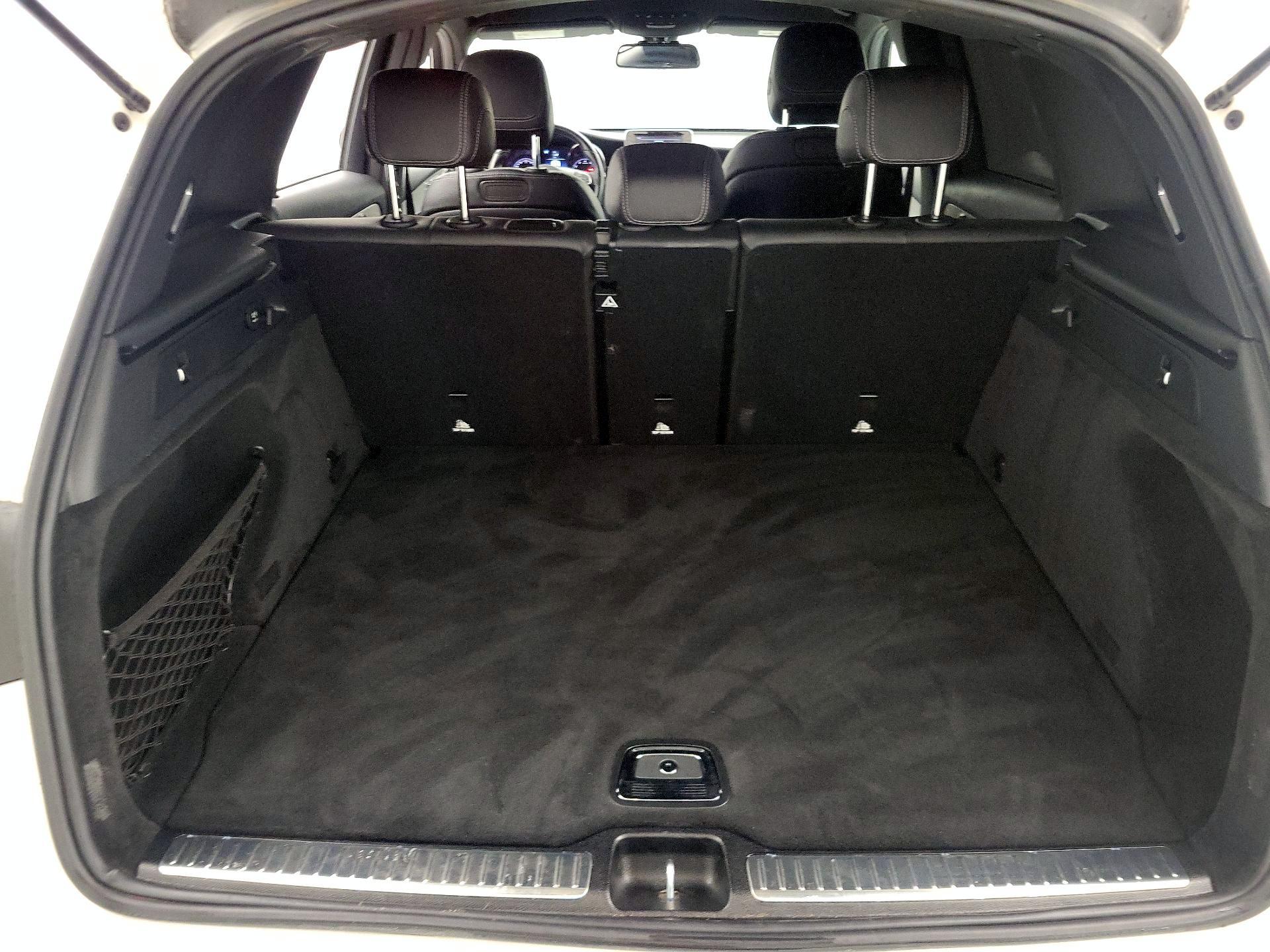 Thumbnail: 2019 Mercedes-Benz GLC - 20