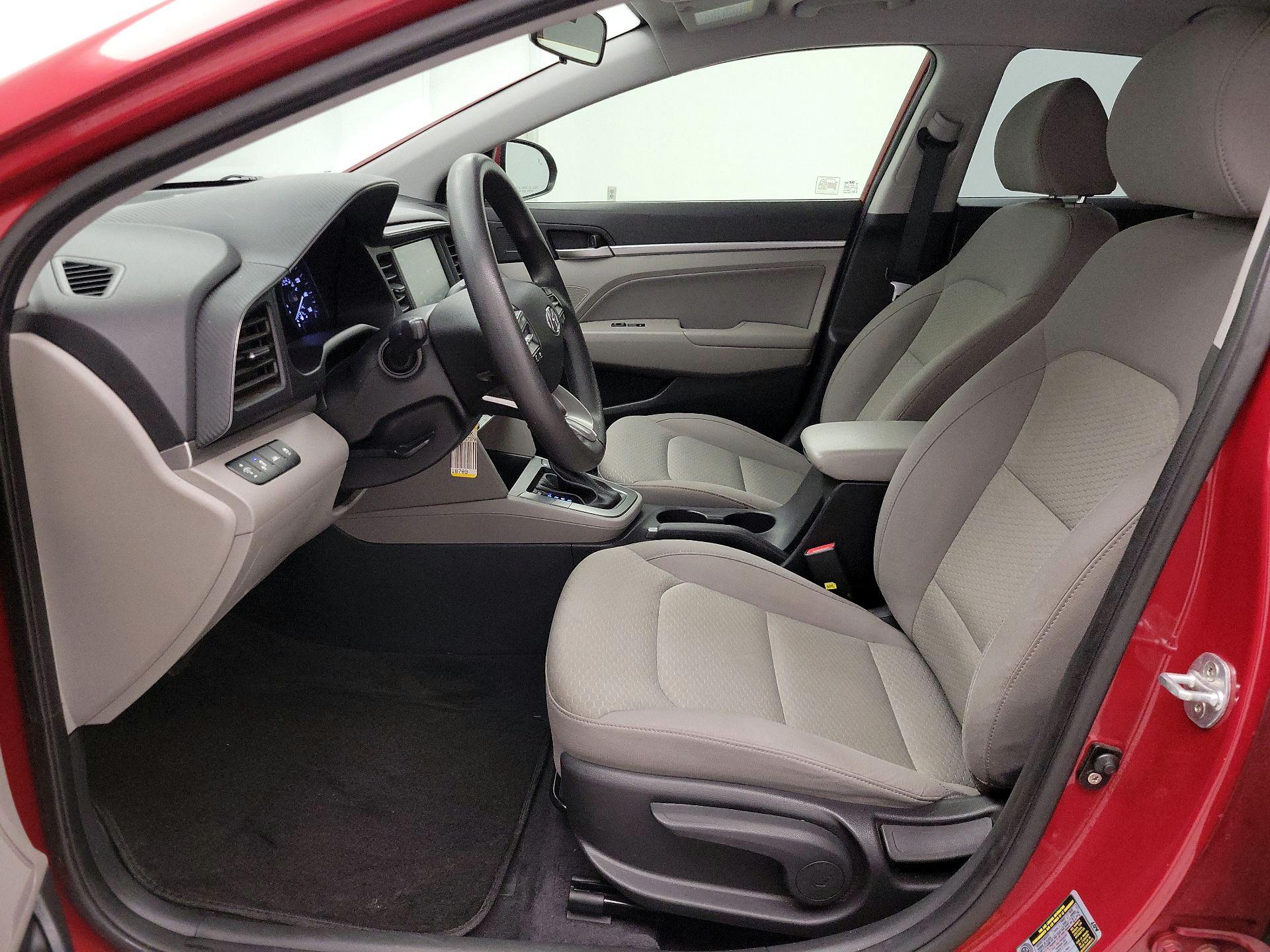 Thumbnail: 2019 Hyundai Elantra - 11