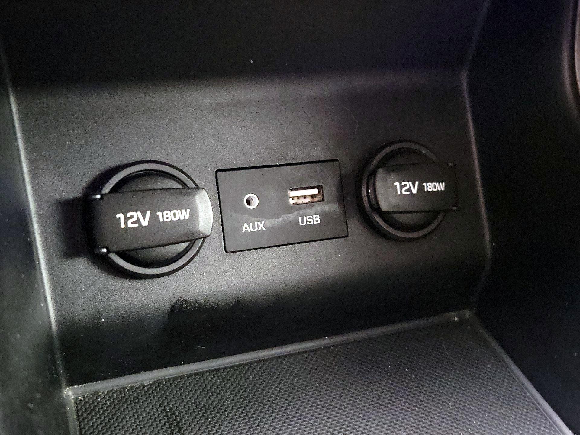 Thumbnail: 2019 Hyundai Elantra - 18