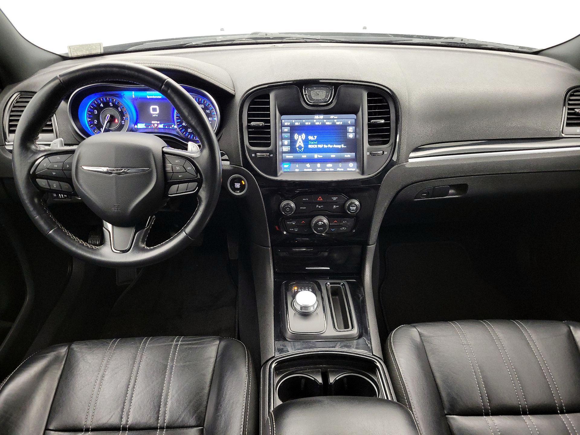 Thumbnail: 2021 Chrysler 300 - 9