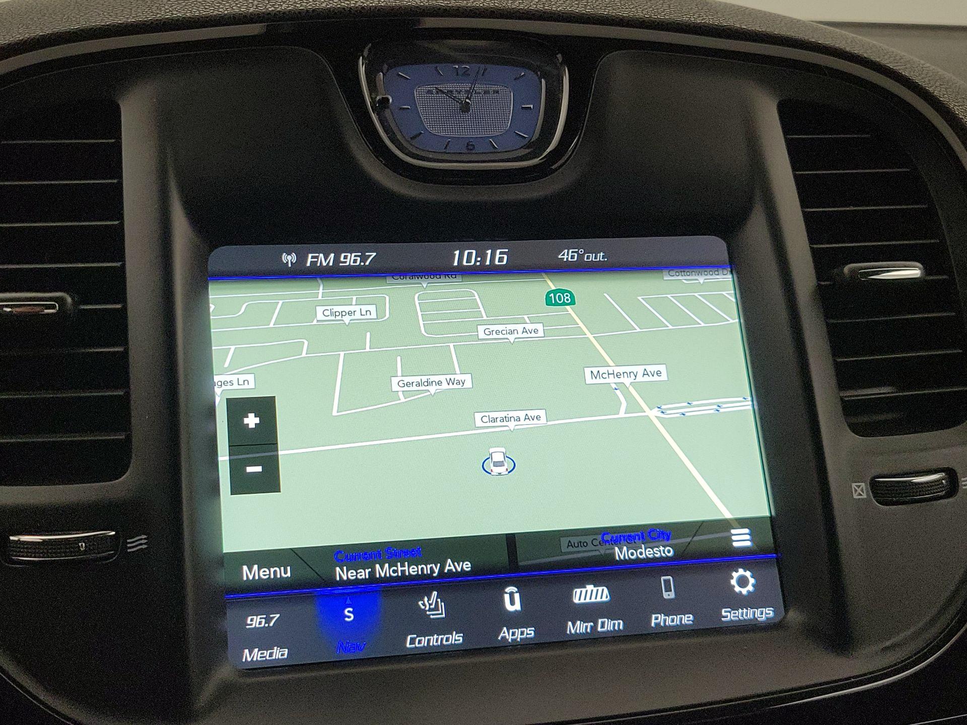 Thumbnail: 2021 Chrysler 300 - 14