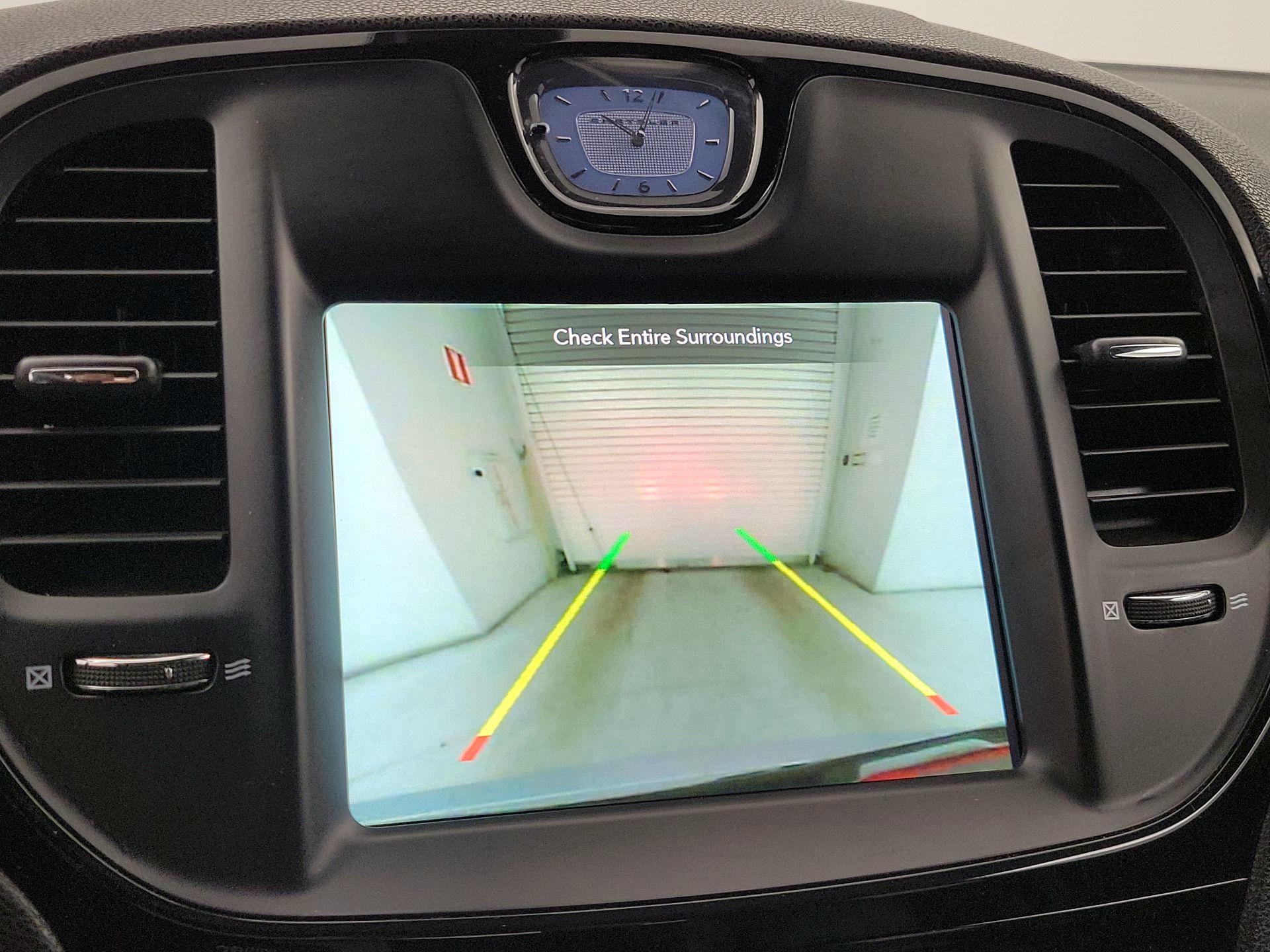 Thumbnail: 2021 Chrysler 300 - 15