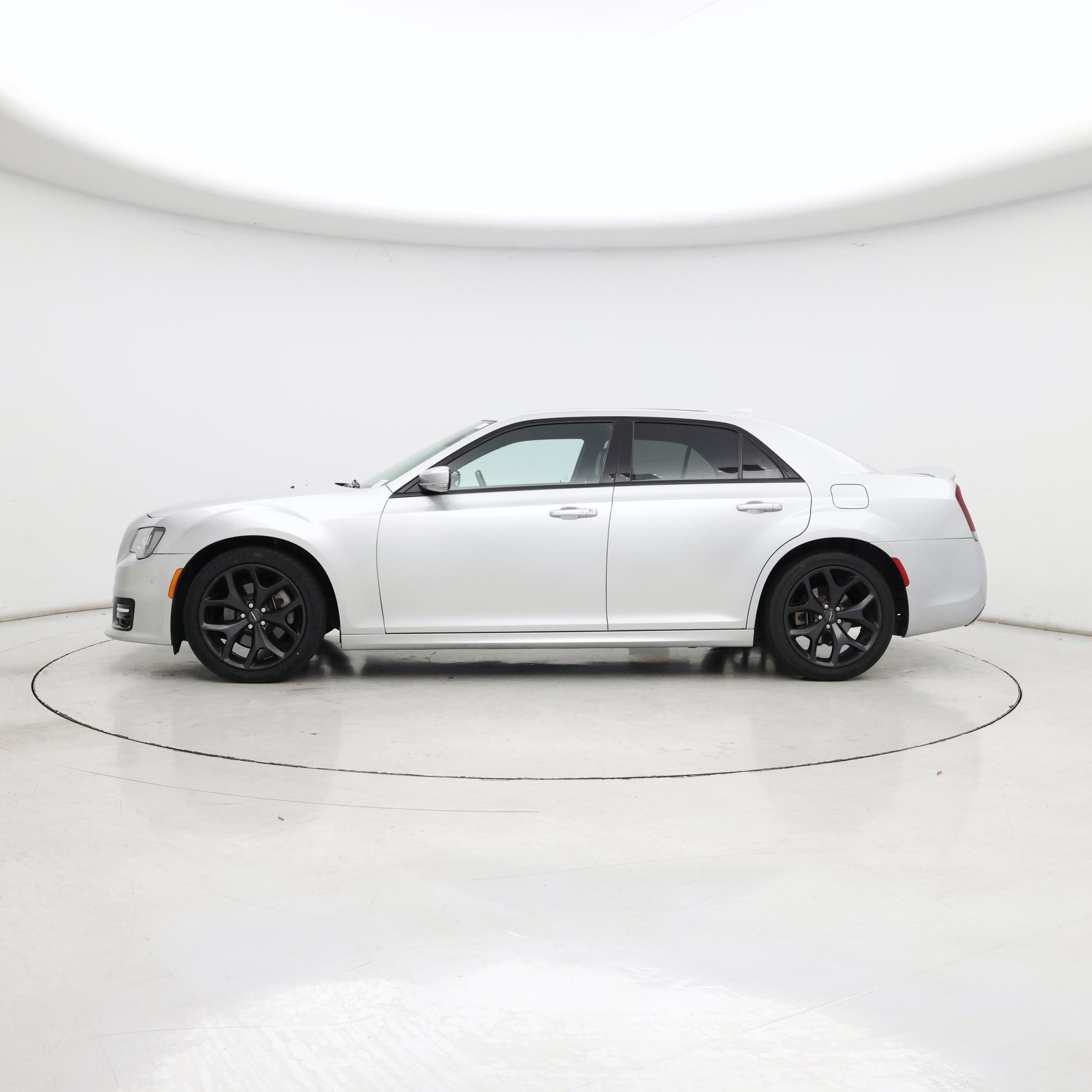 Thumbnail: 2021 Chrysler 300 - 3