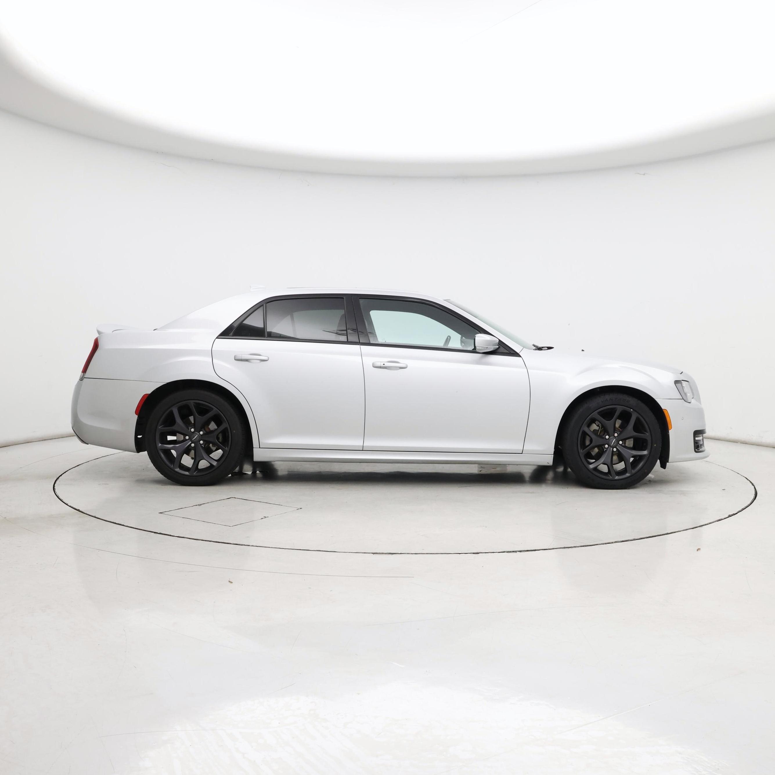 Thumbnail: 2021 Chrysler 300 - 7