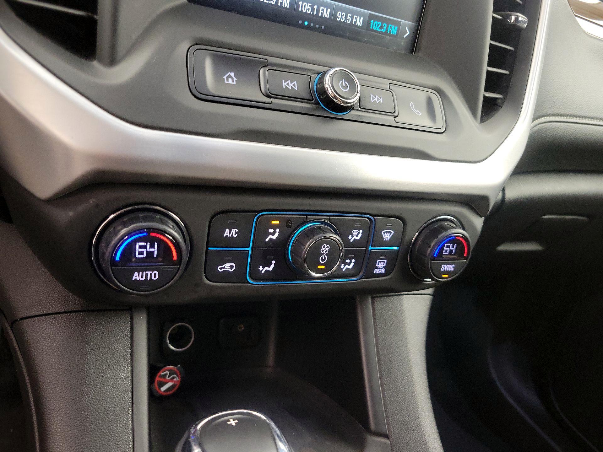 Thumbnail: 2017 GMC Acadia - 16