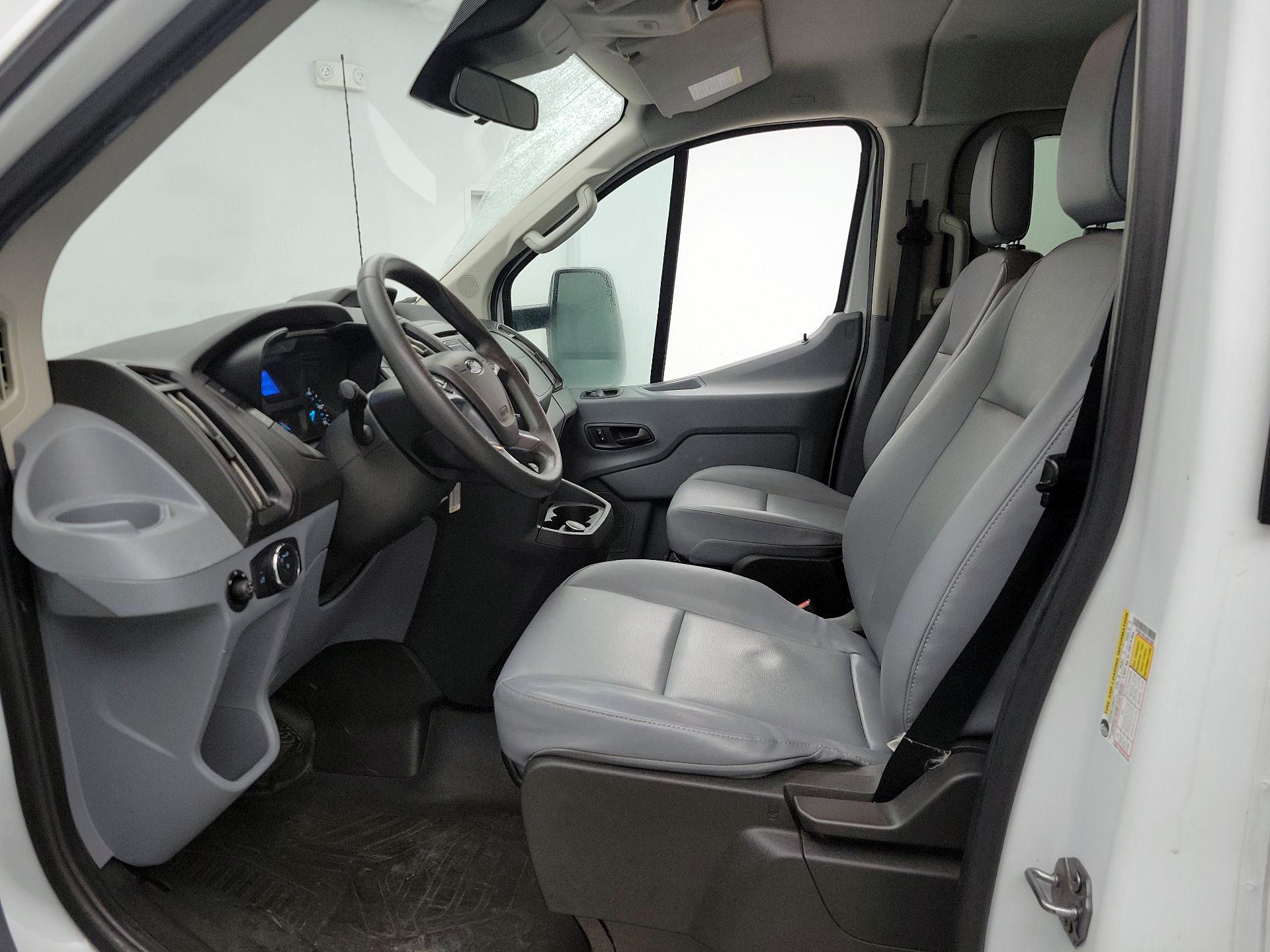 Thumbnail: 2018 Ford Transit Series - 11