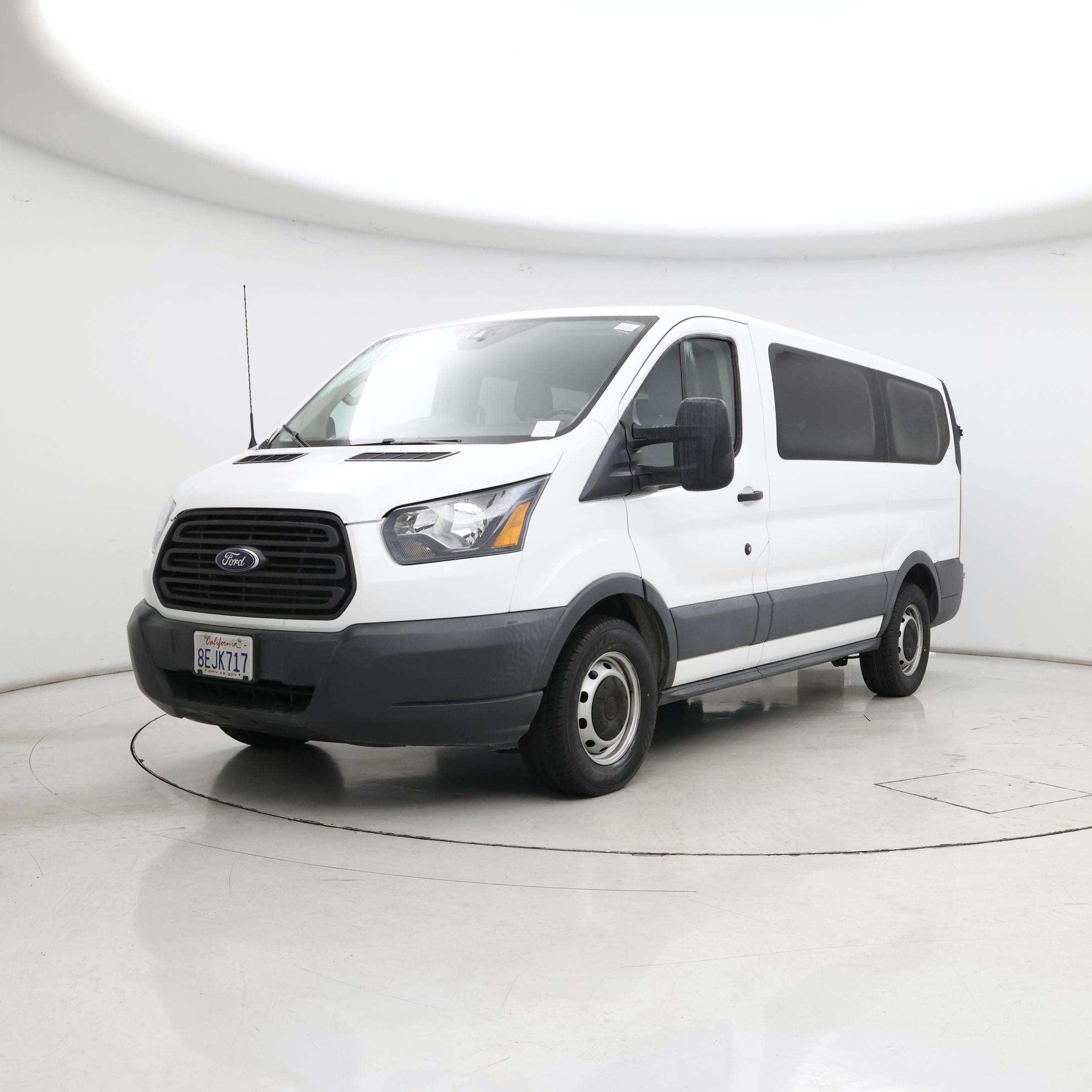 Thumbnail: 2018 Ford Transit Series - 4