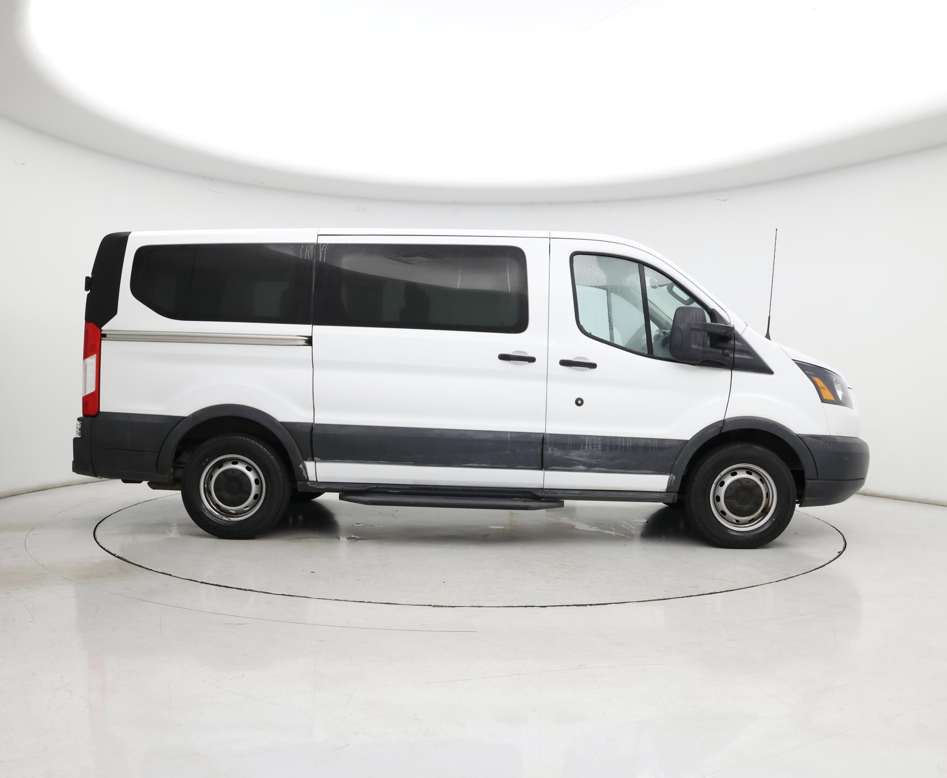 Thumbnail: 2018 Ford Transit Series - 7