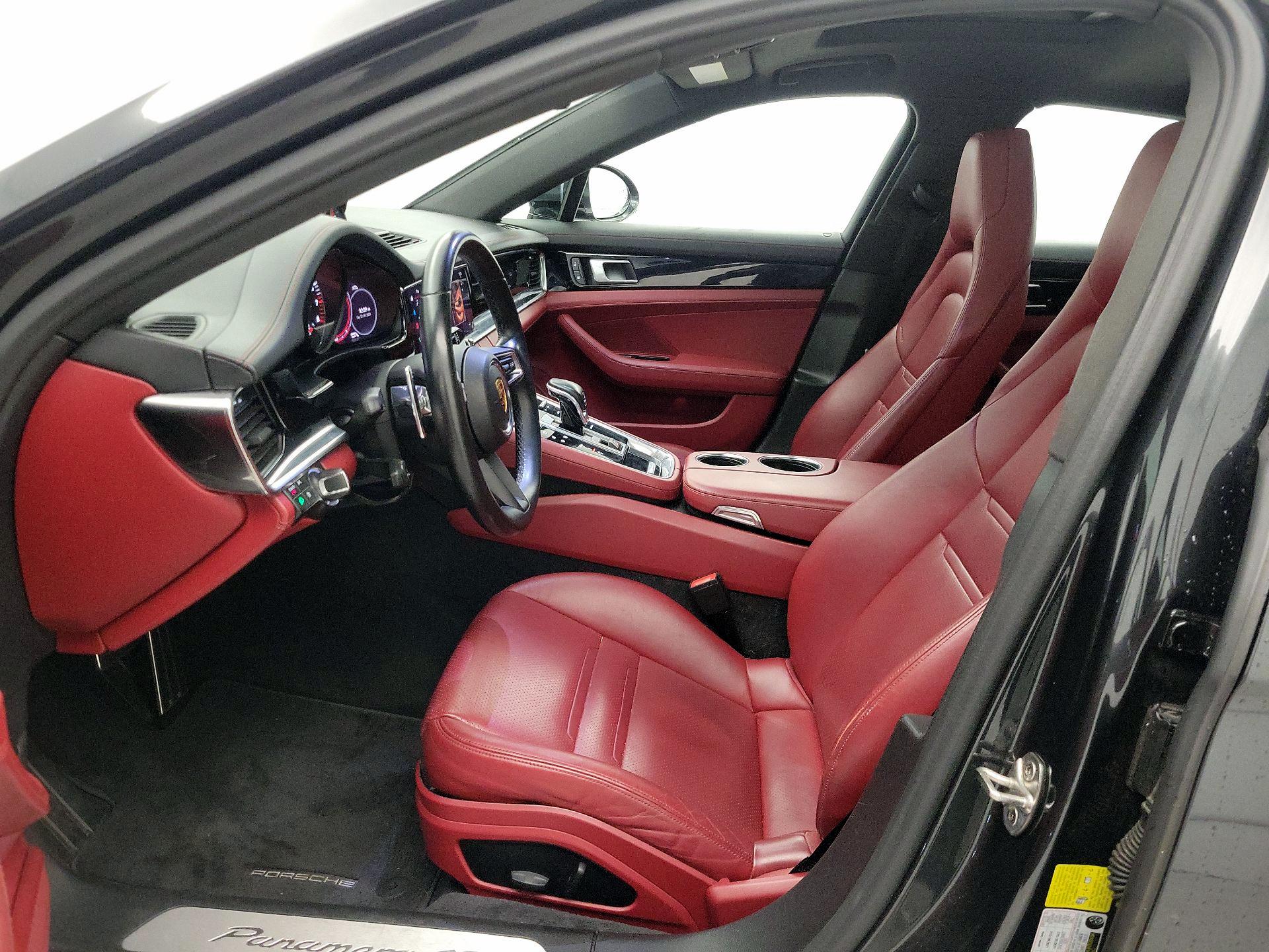 Thumbnail: 2022 Porsche Panamera - 11