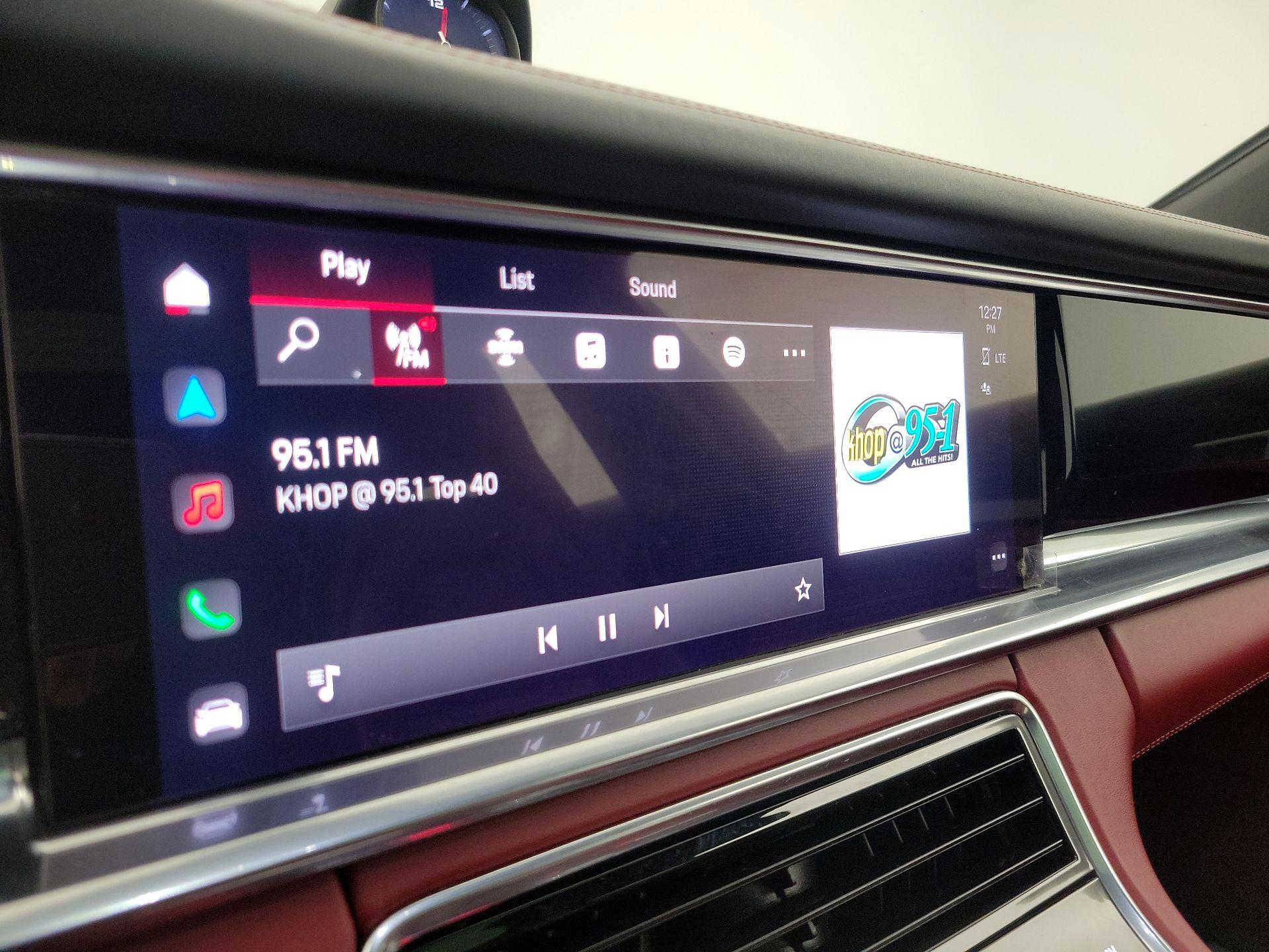 Thumbnail: 2022 Porsche Panamera - 16