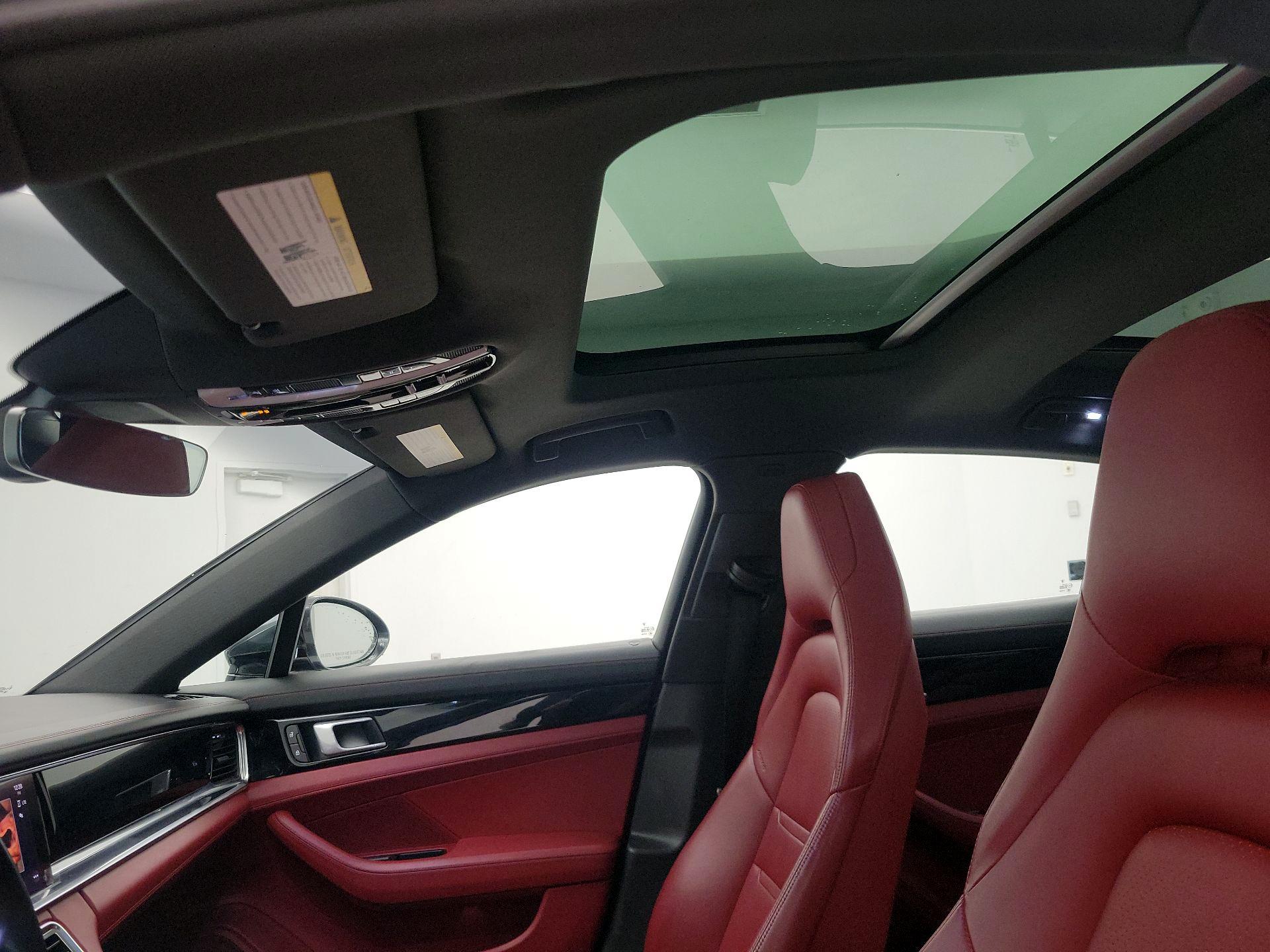 Thumbnail: 2022 Porsche Panamera - 19