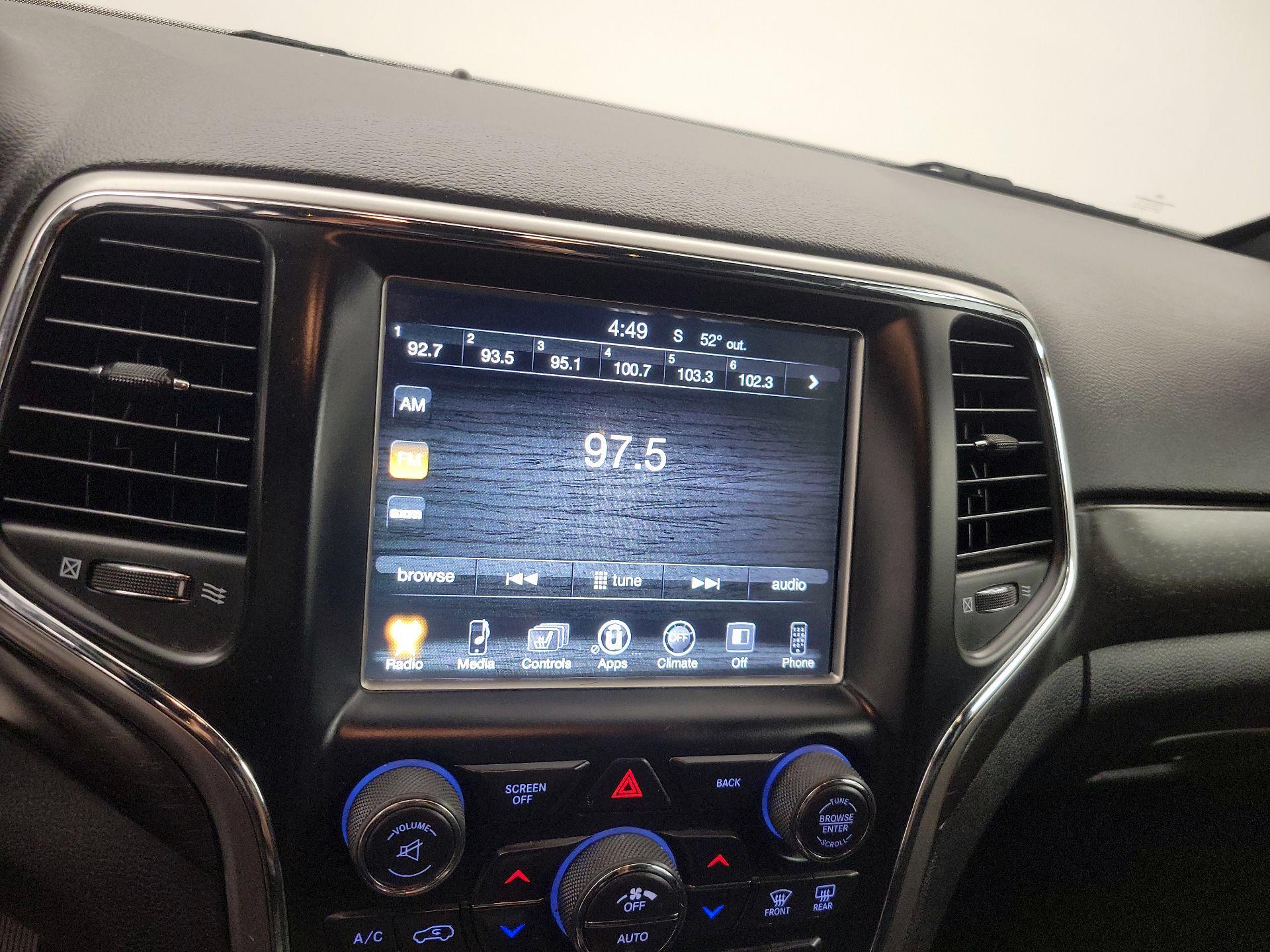 Thumbnail: 2017 Jeep Grand Cherokee - 15