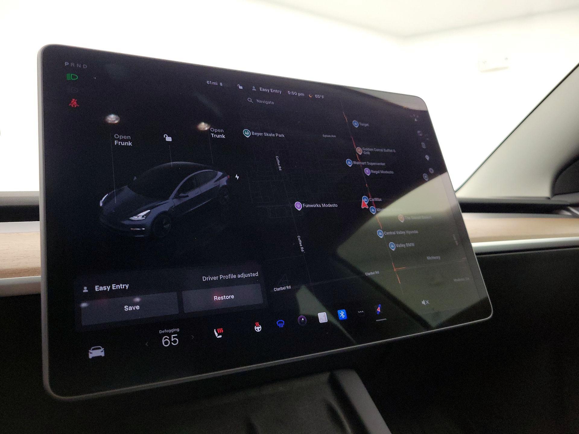 Thumbnail: 2023 Tesla Model 3 - 13