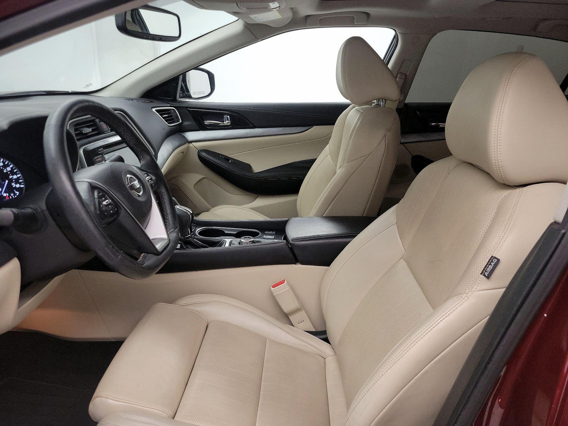 Thumbnail: 2016 Nissan Maxima - 11