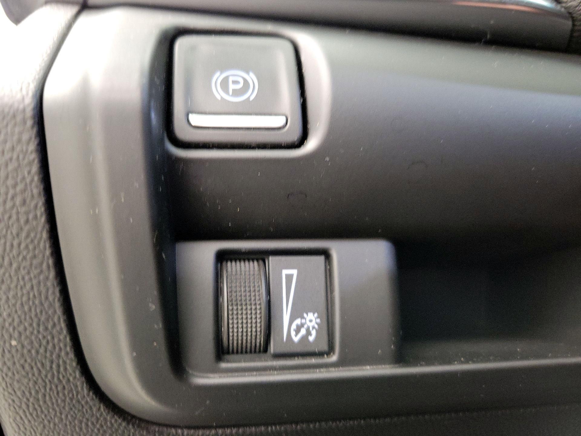 Thumbnail: 2020 Cadillac CT4 - 13