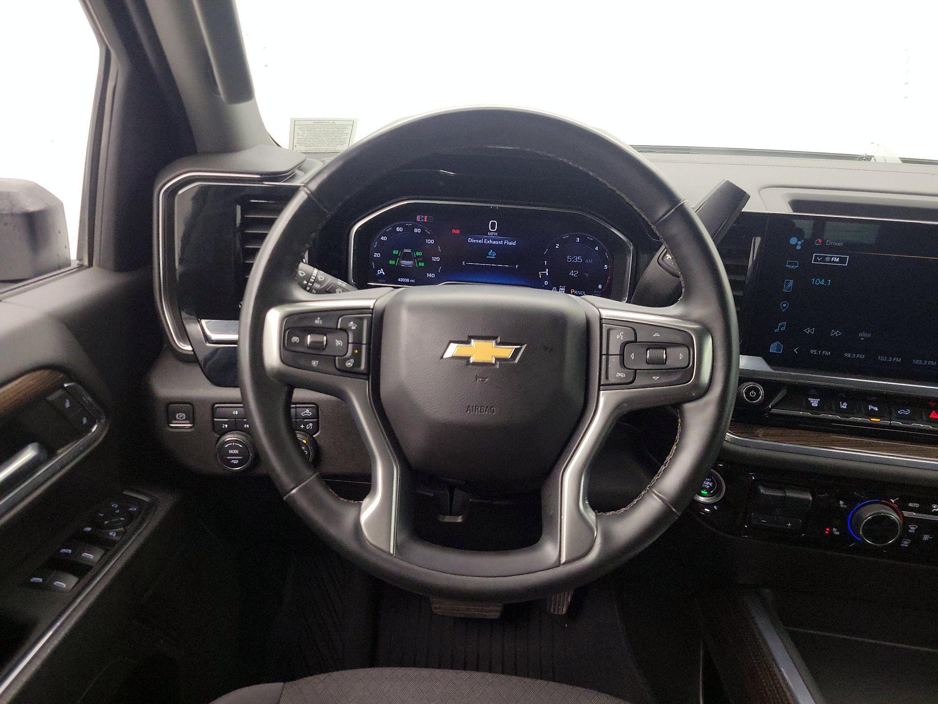 Thumbnail: 2024 Chevrolet Silverado 2500 - 10