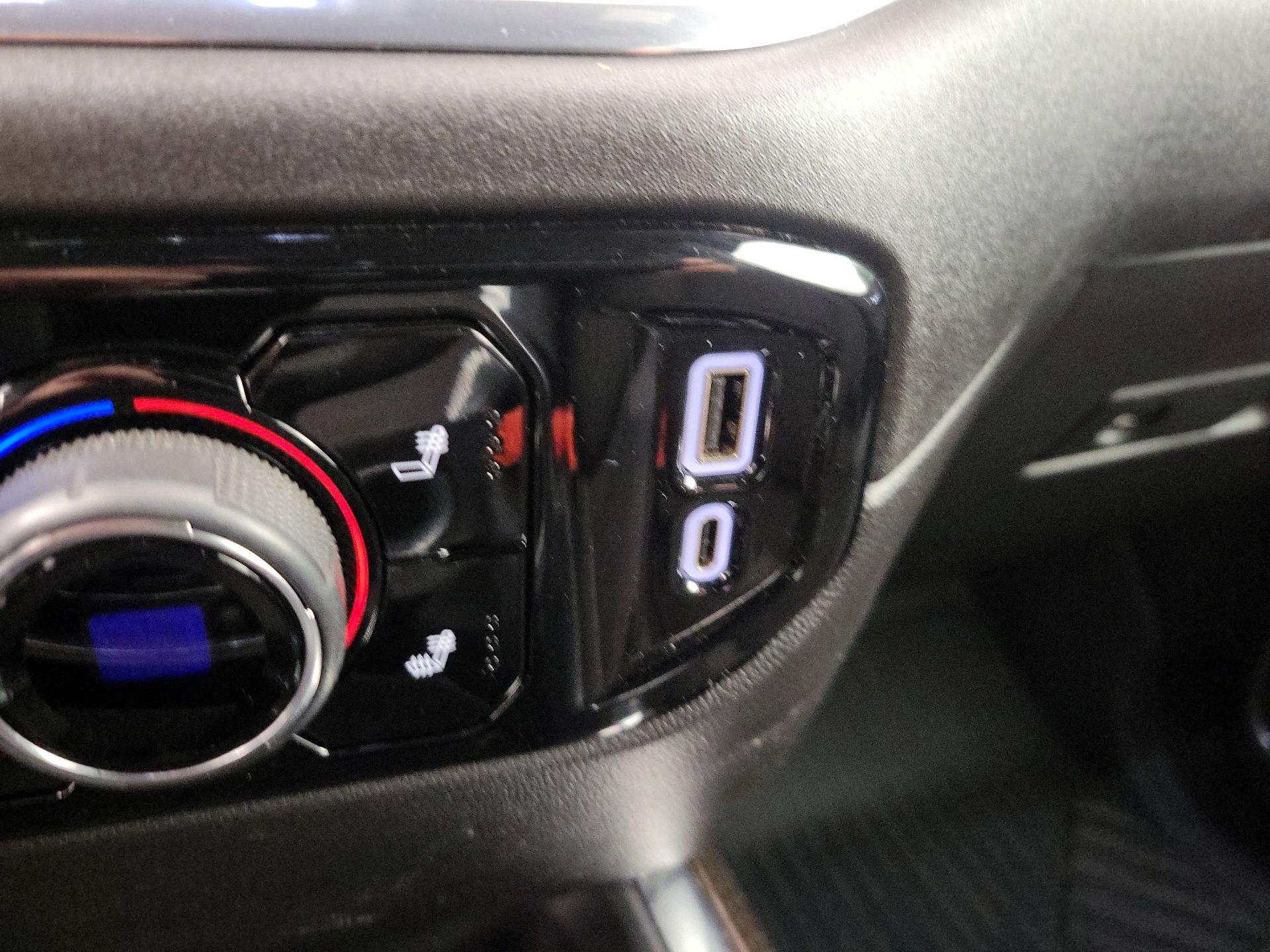 Thumbnail: 2024 Chevrolet Silverado 2500 - 18