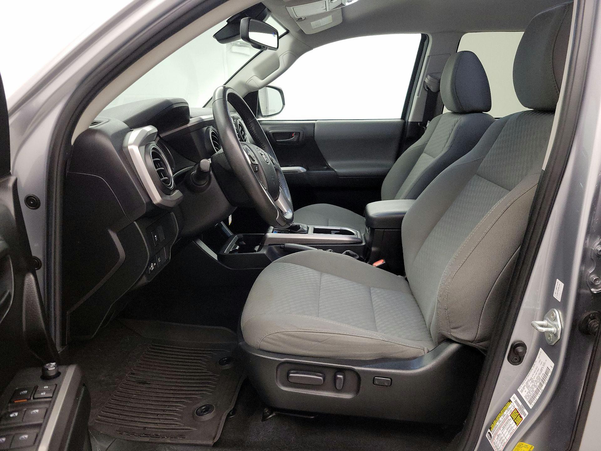 Thumbnail: 2021 Toyota Tacoma - 11