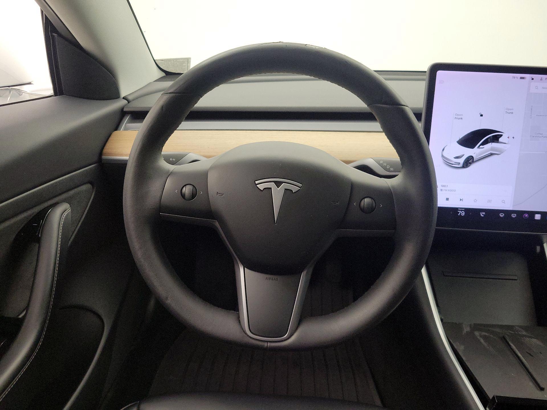 Thumbnail: 2020 Tesla Model 3 - 10