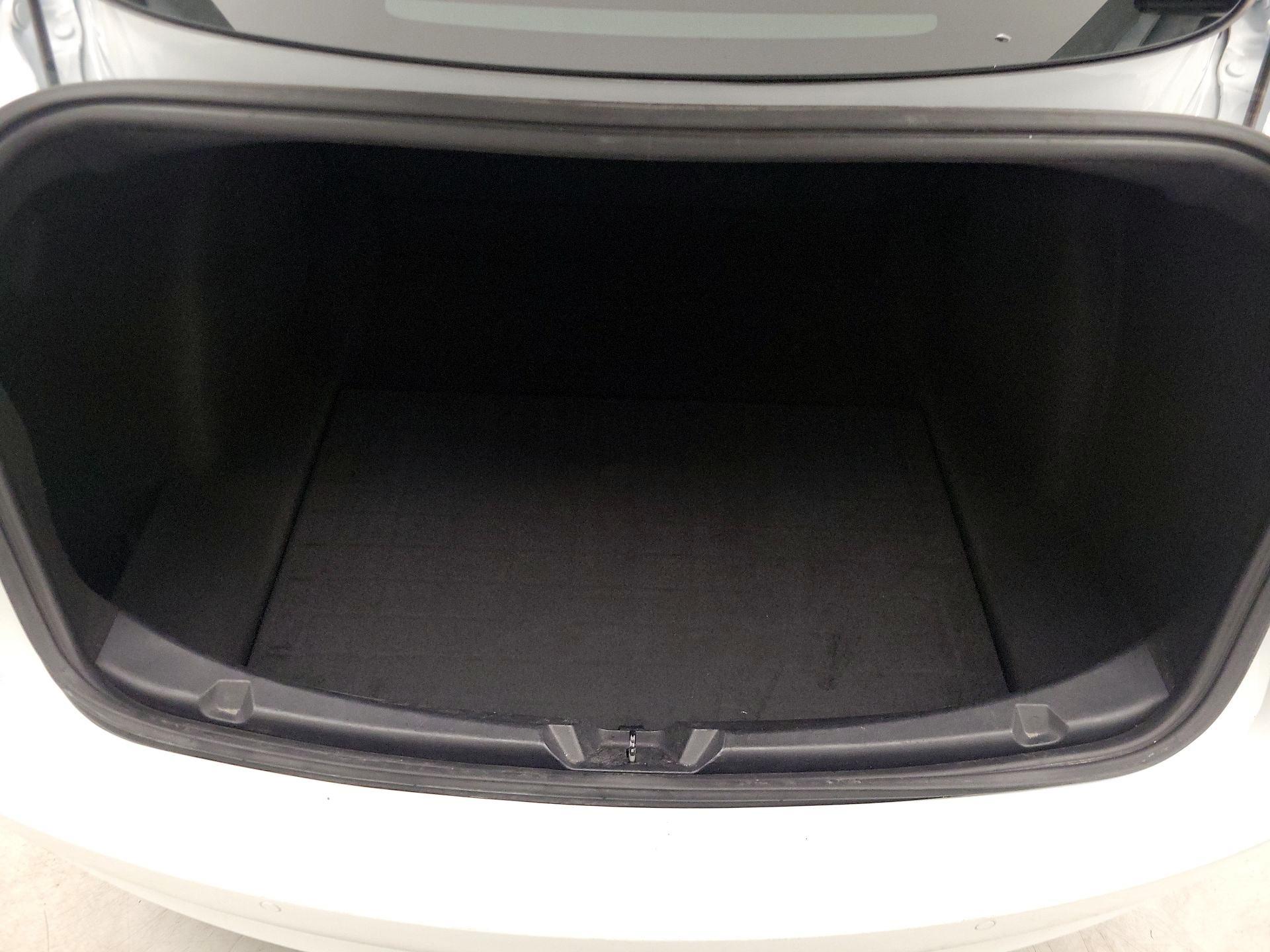 Thumbnail: 2020 Tesla Model 3 - 20