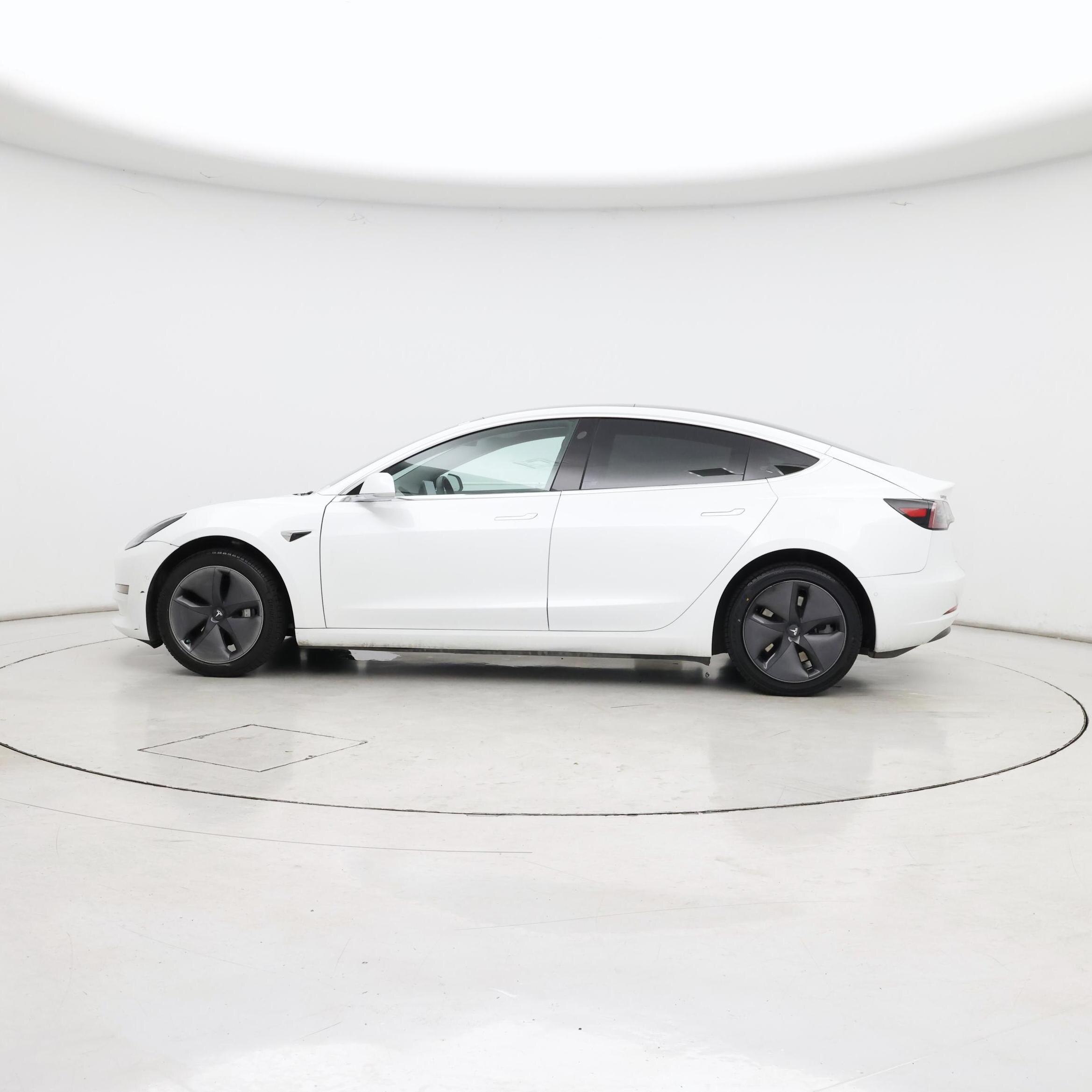 Thumbnail: 2020 Tesla Model 3 - 3