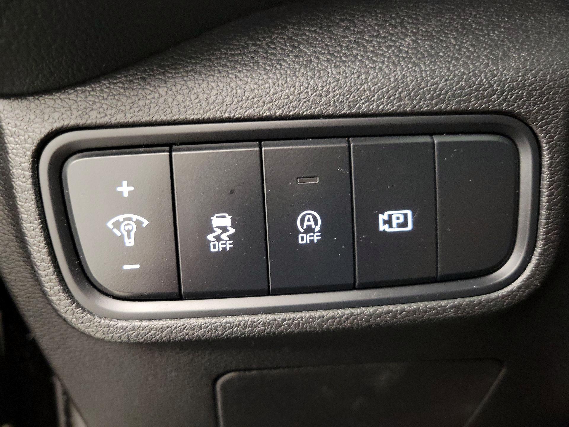 Thumbnail: 2023 Kia Soul - 13