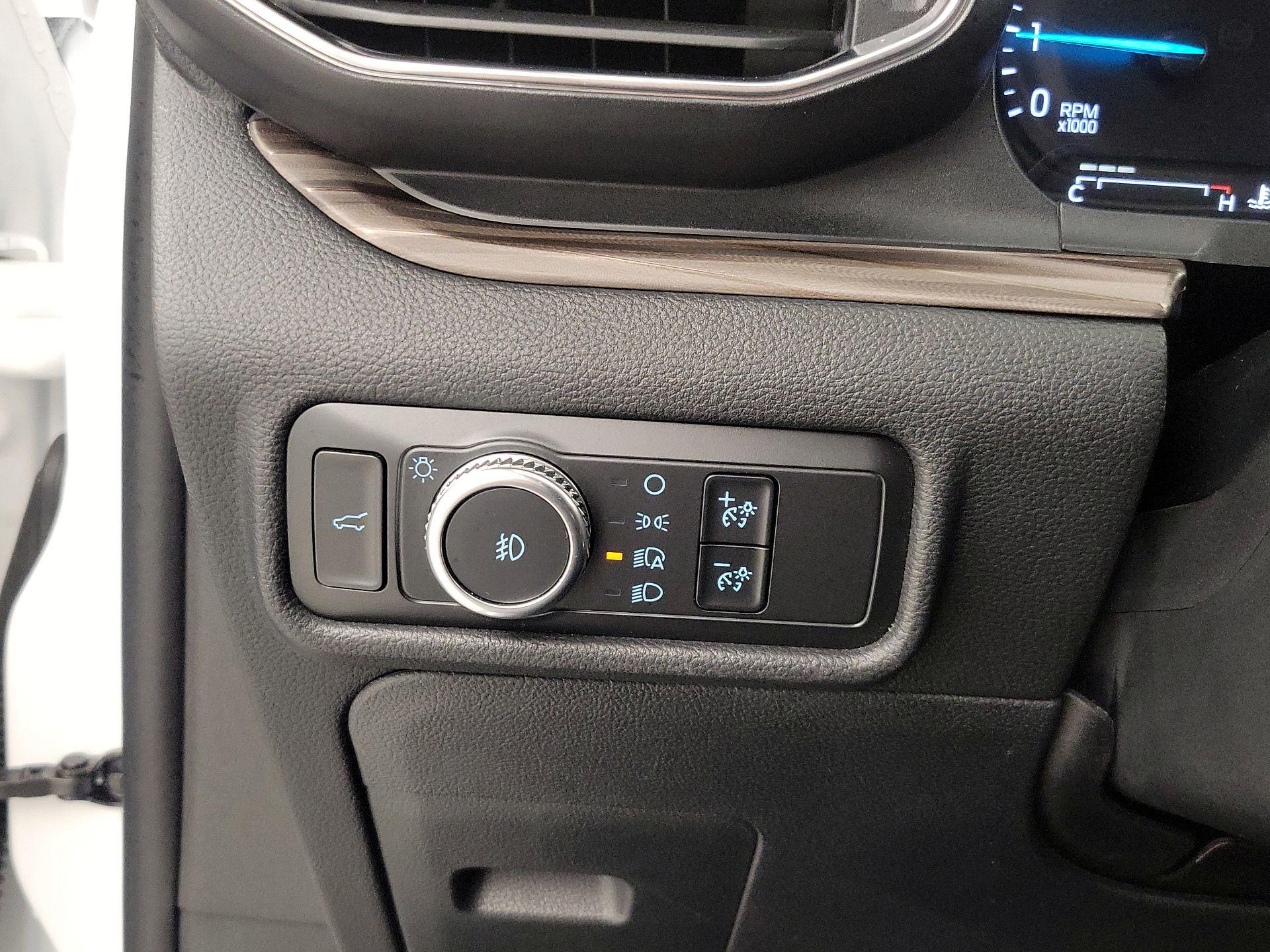 Thumbnail: 2020 Ford Explorer - 13