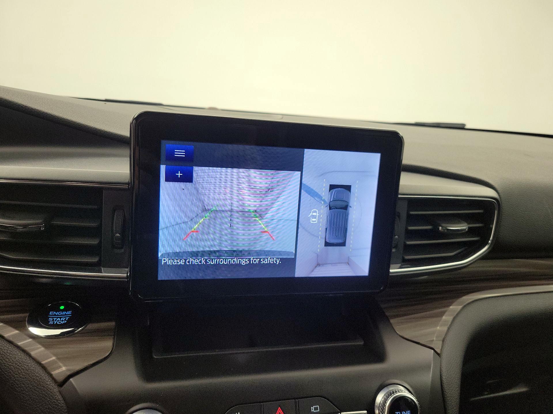 Thumbnail: 2020 Ford Explorer - 15