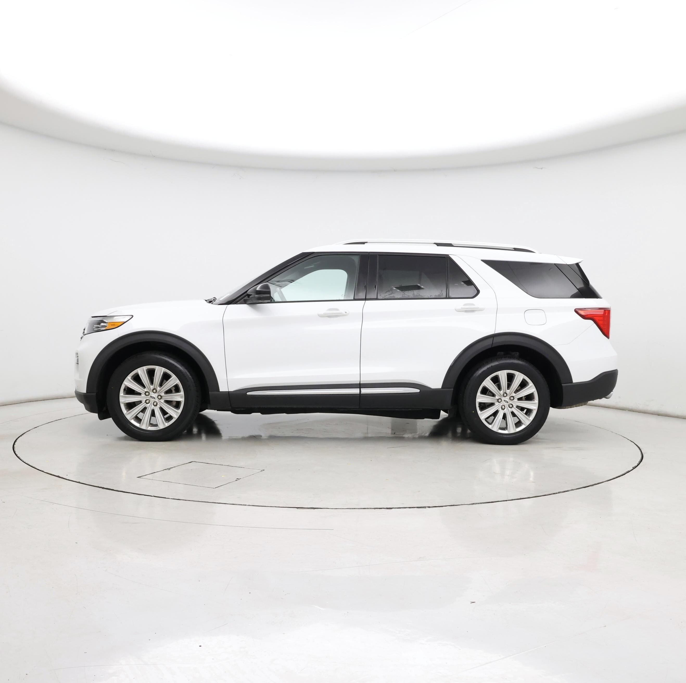 Thumbnail: 2020 Ford Explorer - 3