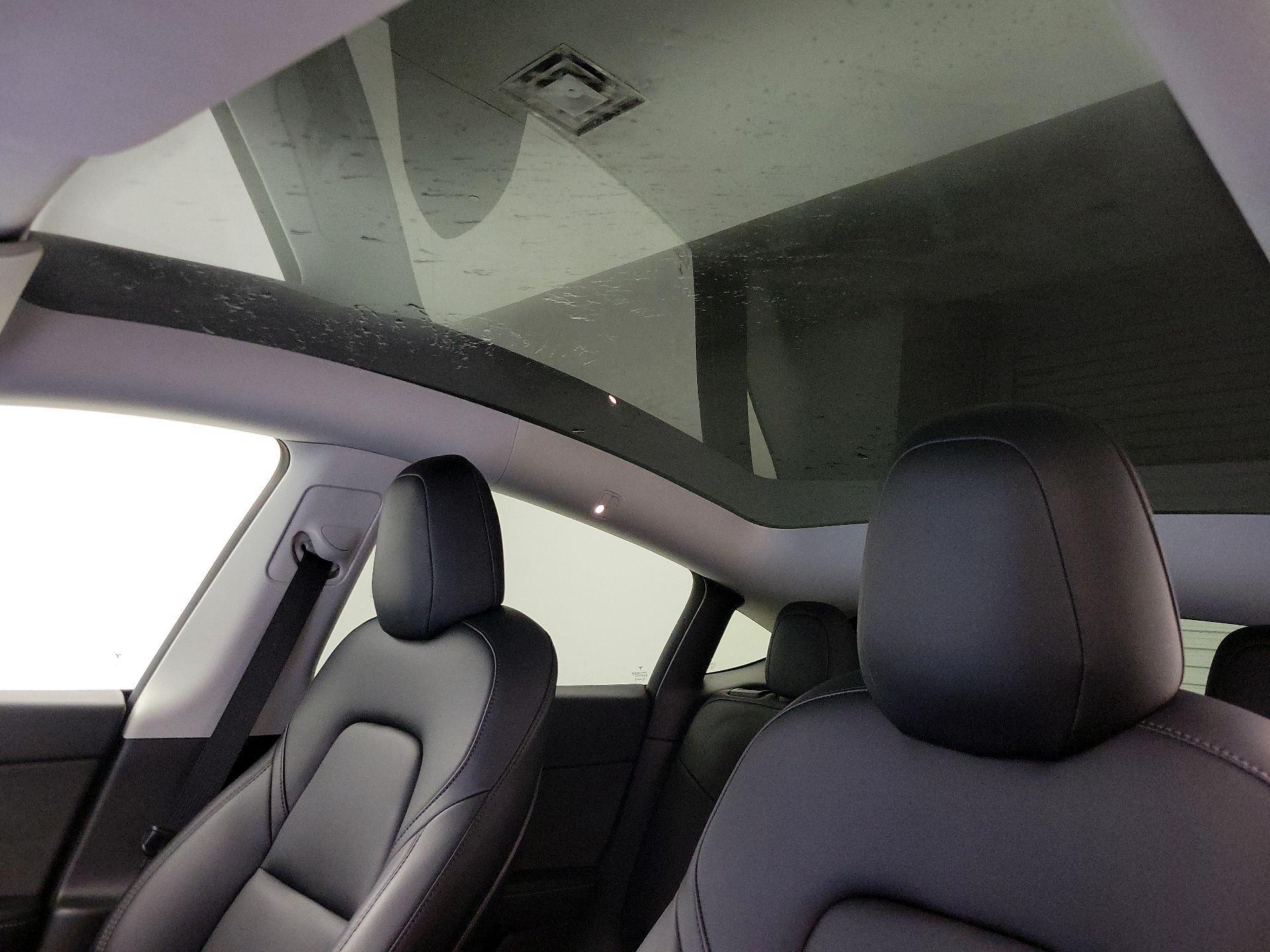 Thumbnail: 2021 Tesla Model Y - 19