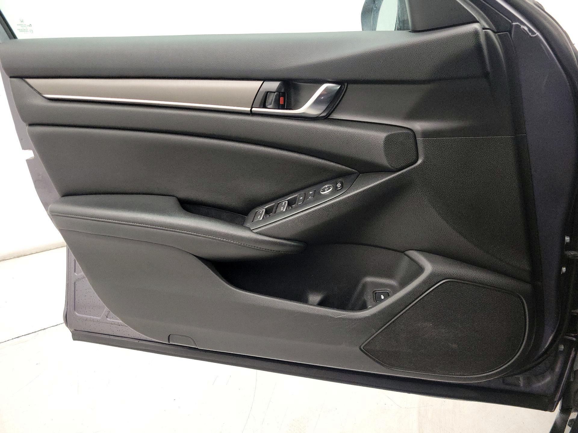 Thumbnail: 2019 Honda Accord - 12