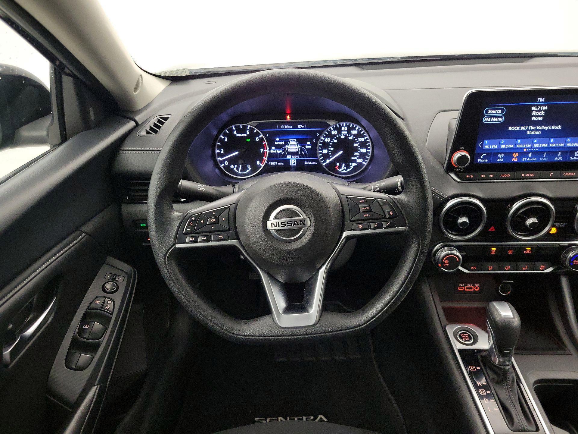 Thumbnail: 2023 Nissan Sentra - 10