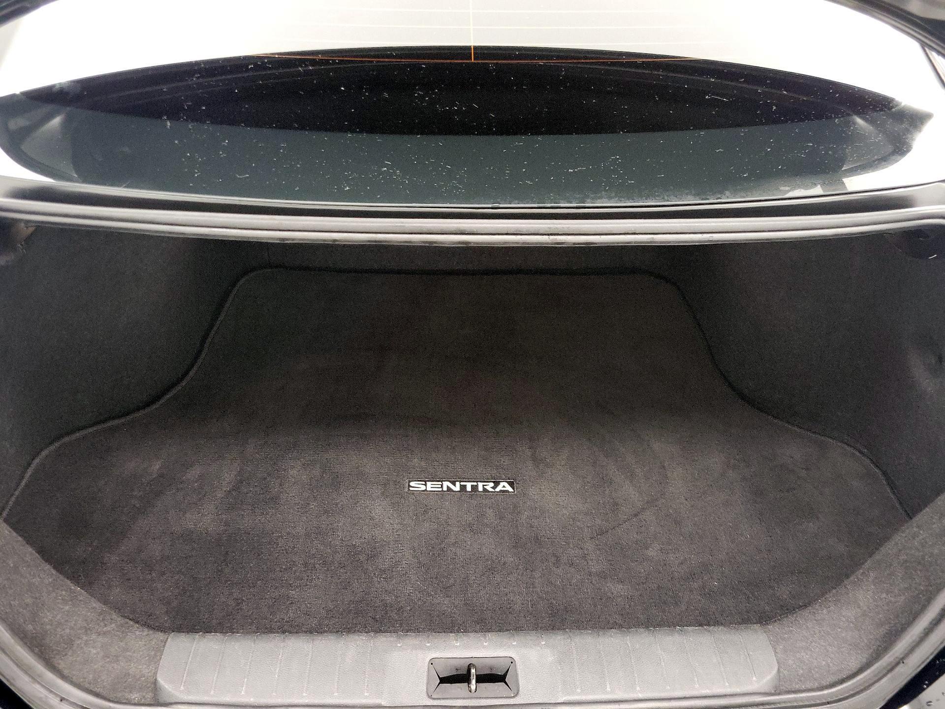 Thumbnail: 2023 Nissan Sentra - 20