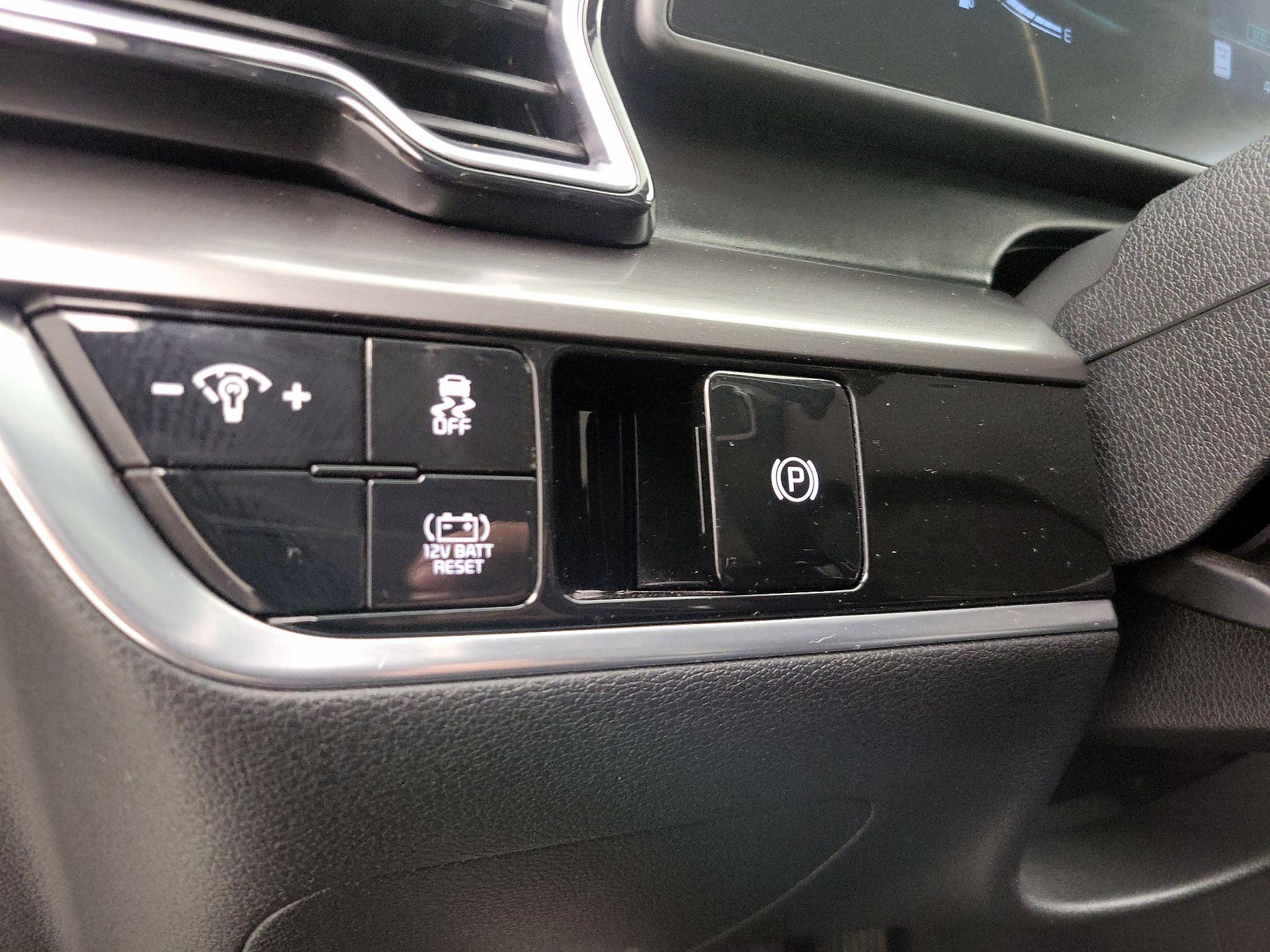 Thumbnail: 2023 Kia Sportage - 13