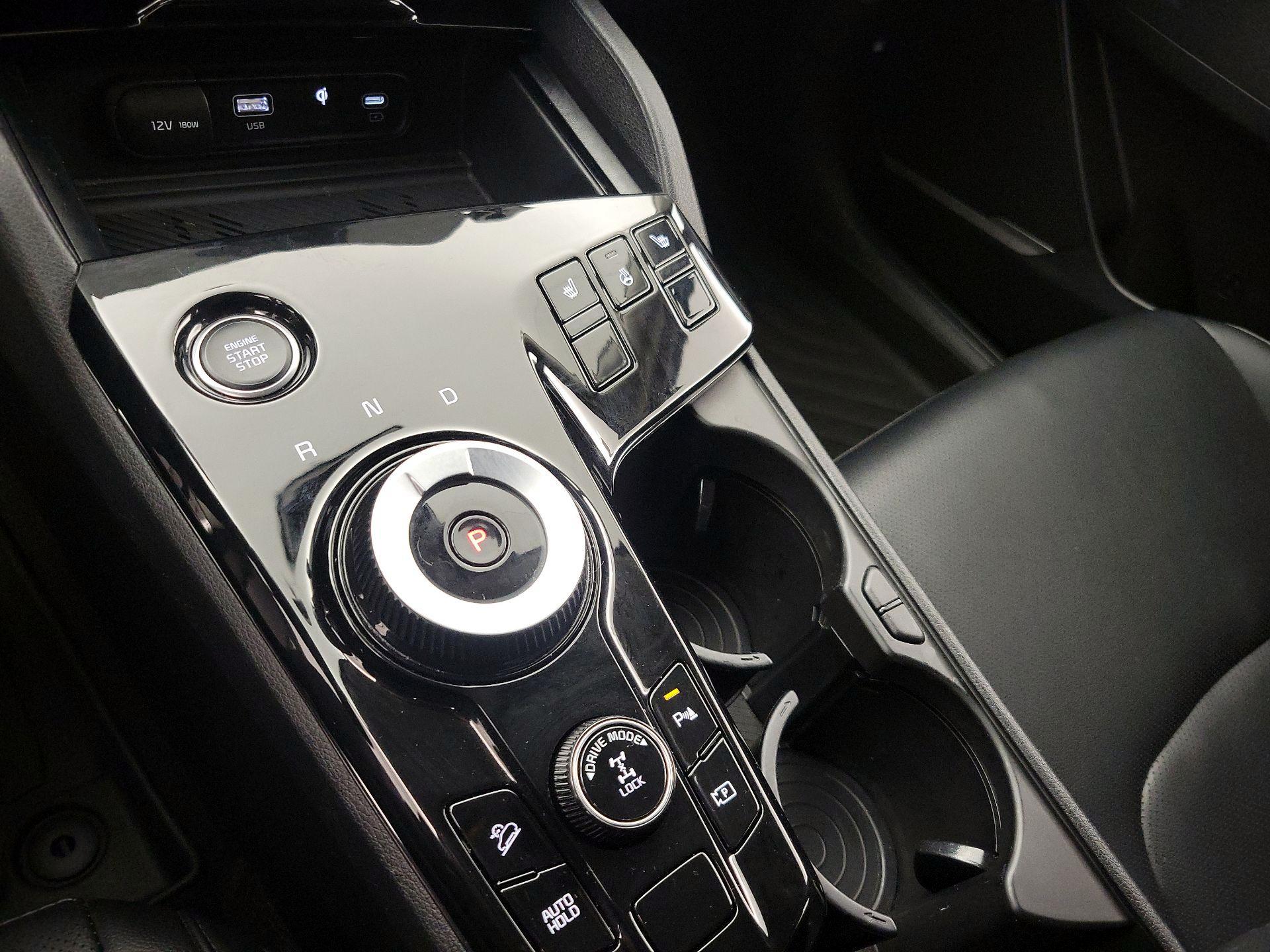 Thumbnail: 2023 Kia Sportage - 18