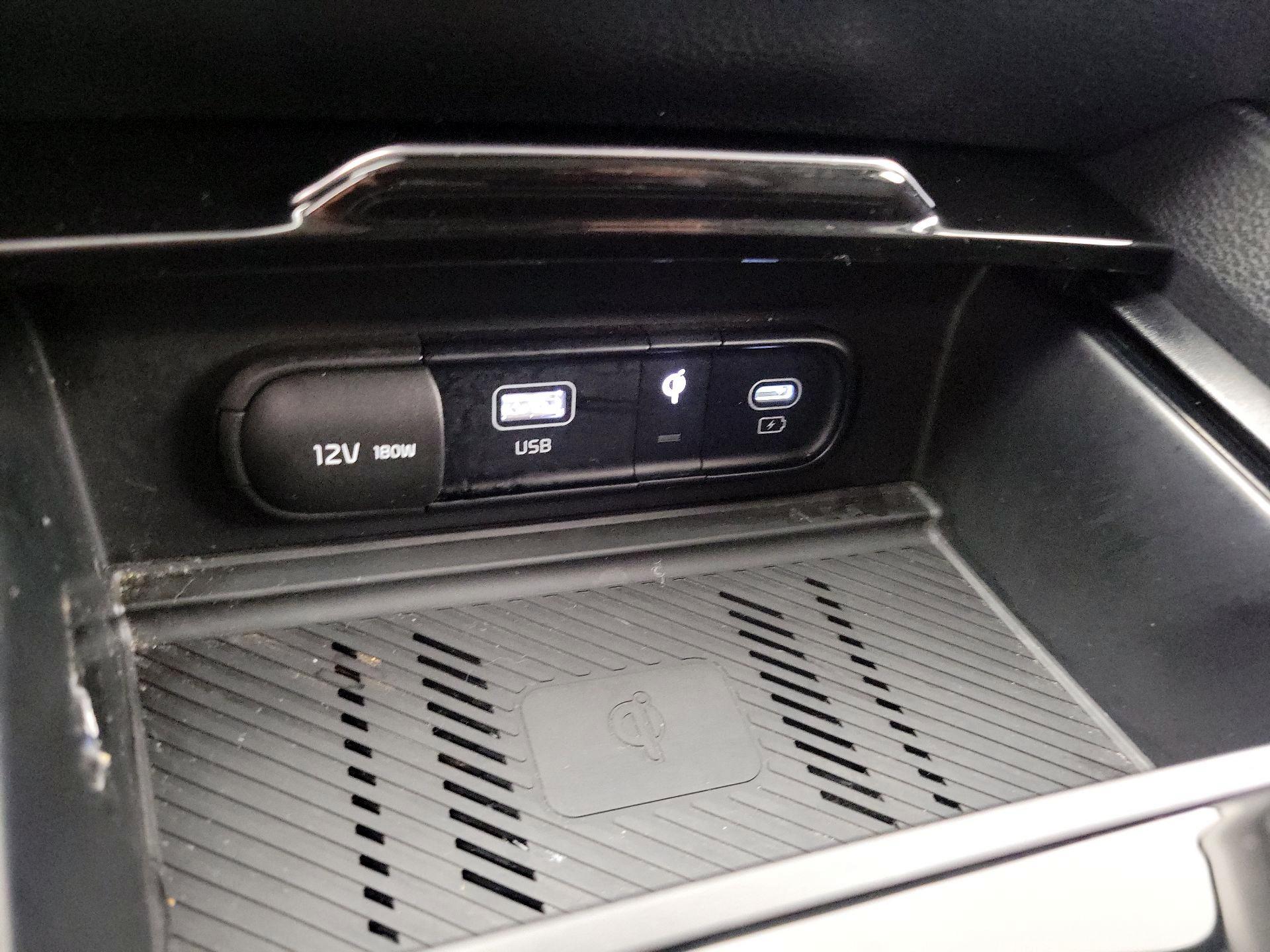 Thumbnail: 2023 Kia Sportage - 19