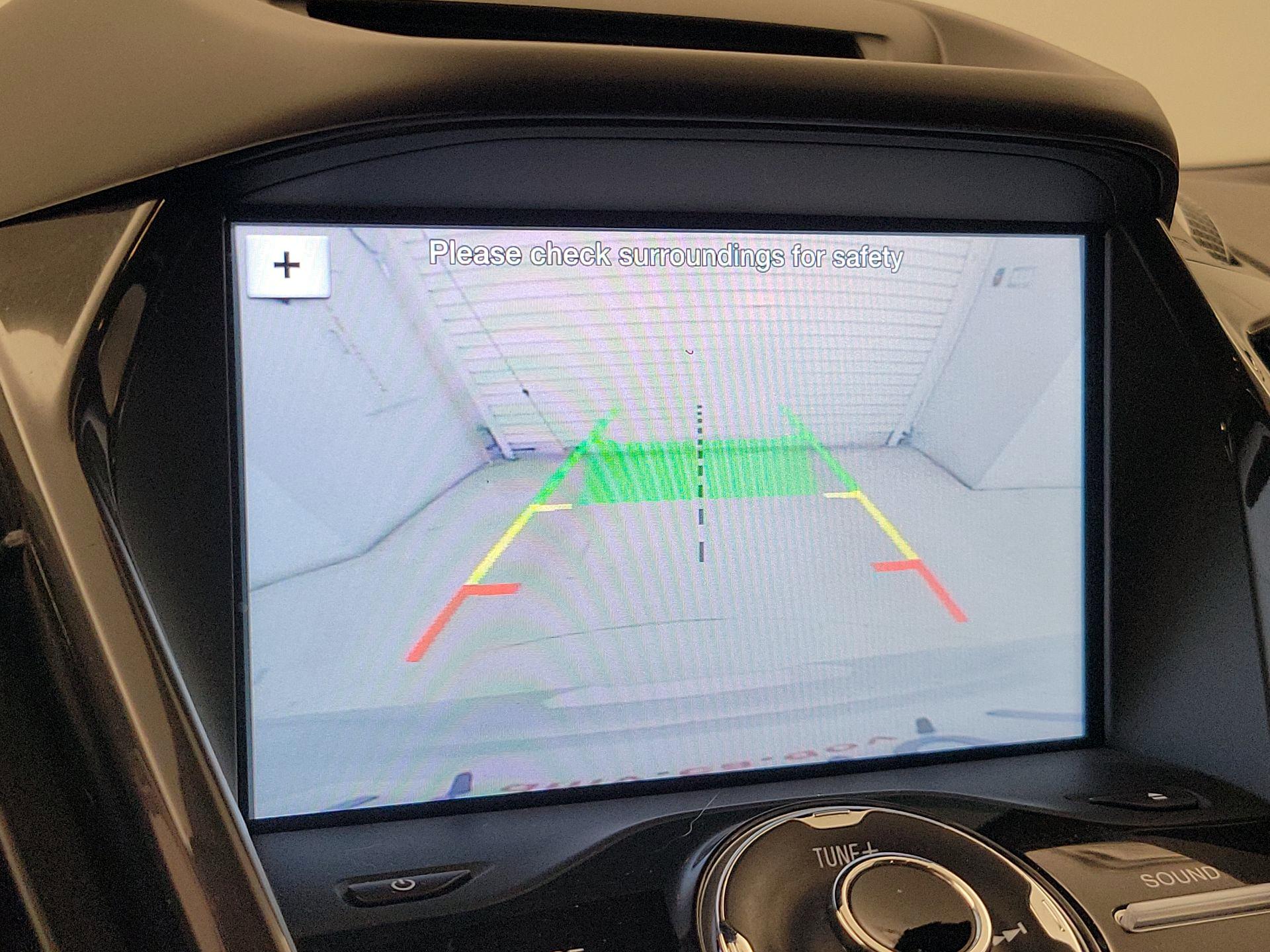 Thumbnail: 2016 Ford Escape - 15